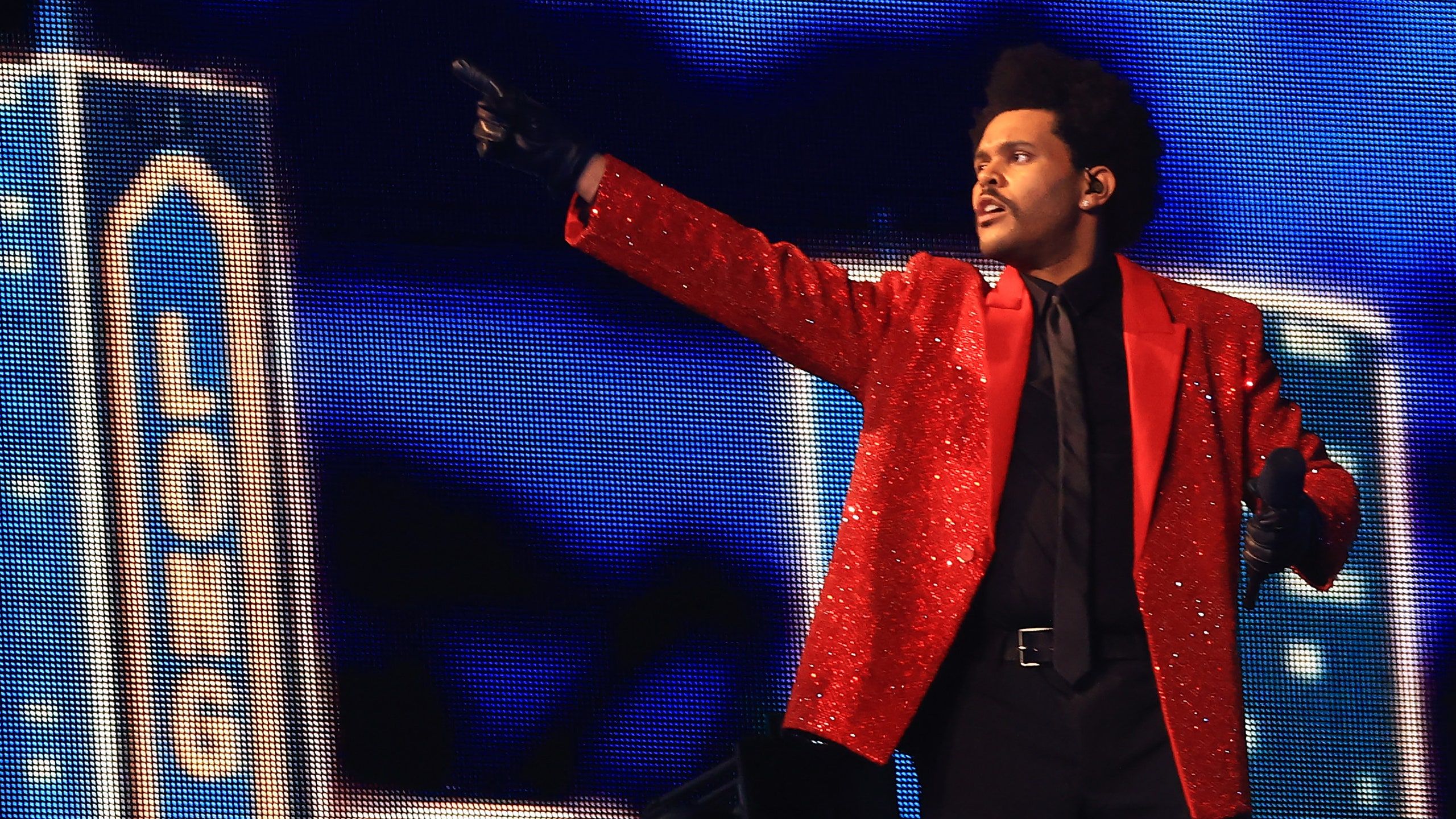Super Bowl 2021 Halftime Show Dazzled .gq.com