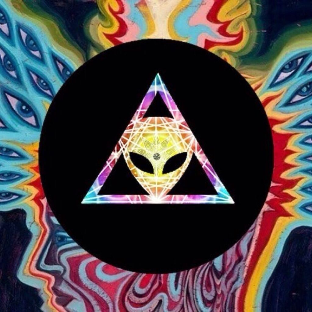 Alien And Trippy Image With .teahub.io