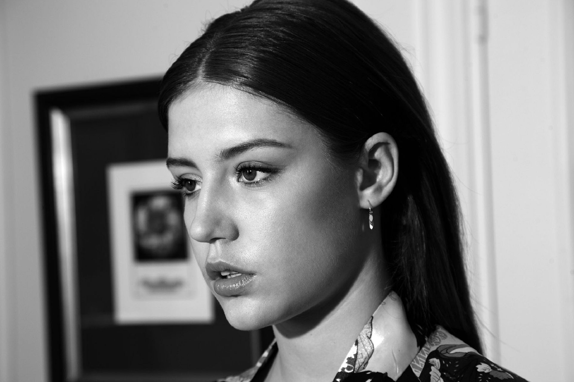 Adele Exarchopoulos Sharpest Wallpapers APK for Android Download