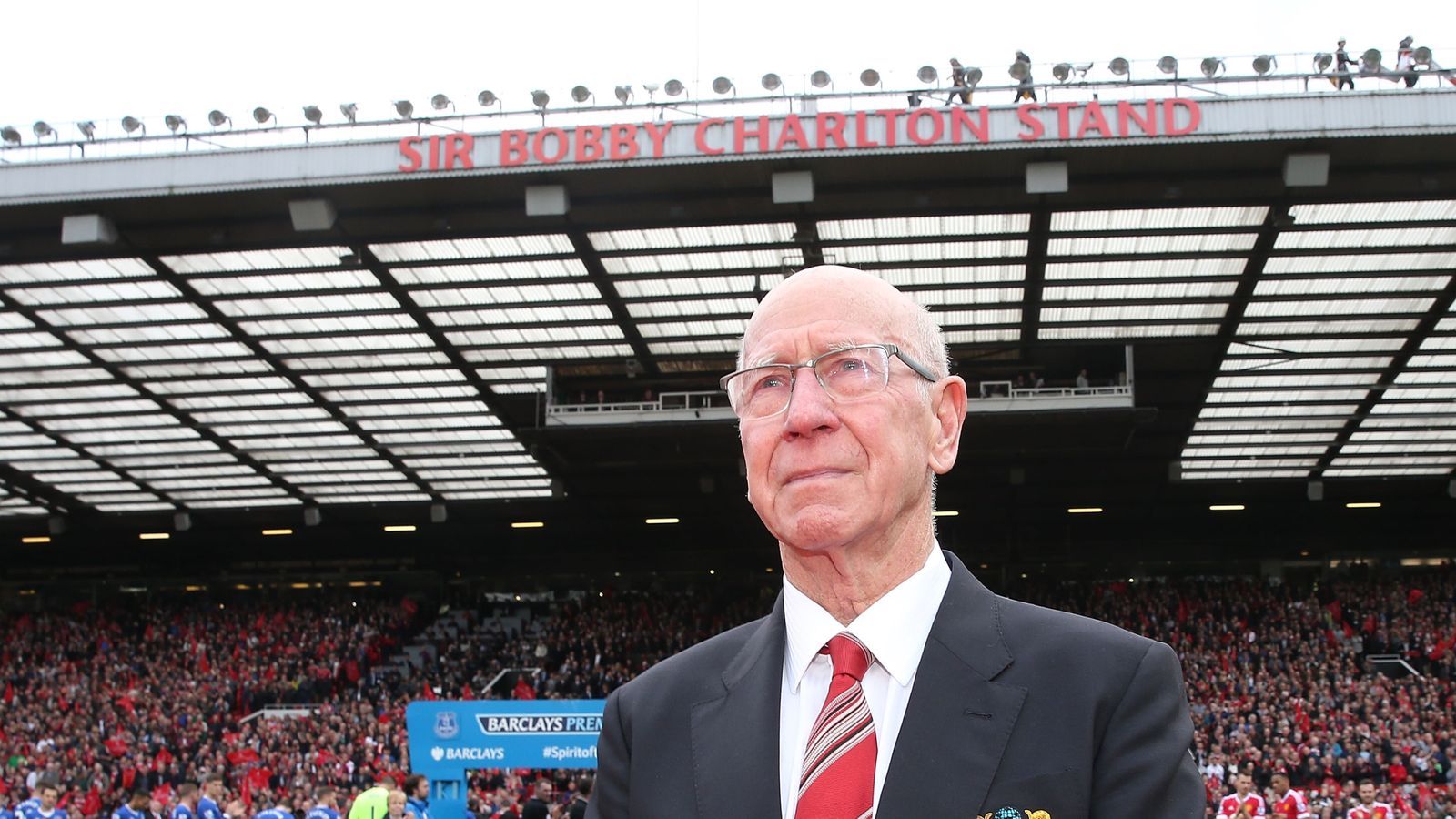 Bobby Charlton Wallpapers - Wallpaper Cave