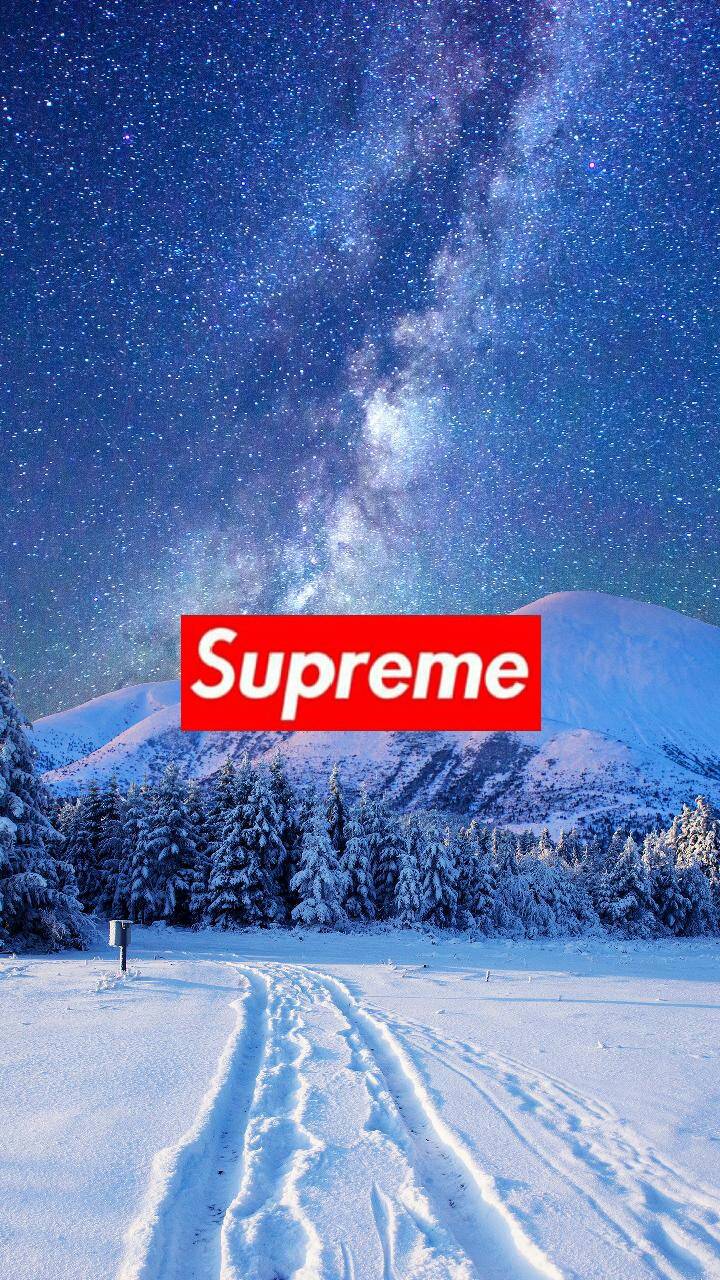 Supreme Christmas Wallpapers - Wallpaper Cave