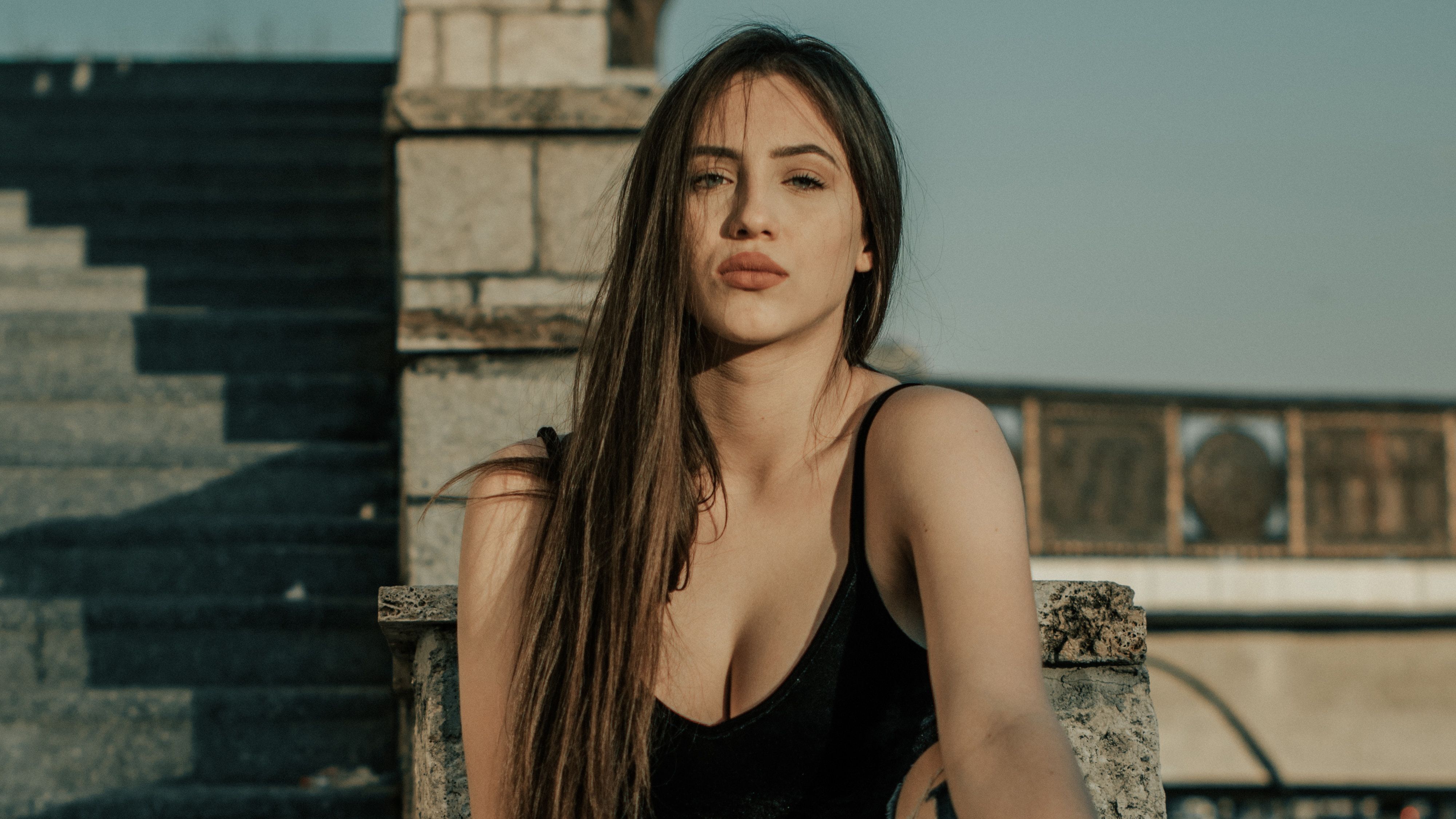 Wallpaper Beautiful Girl