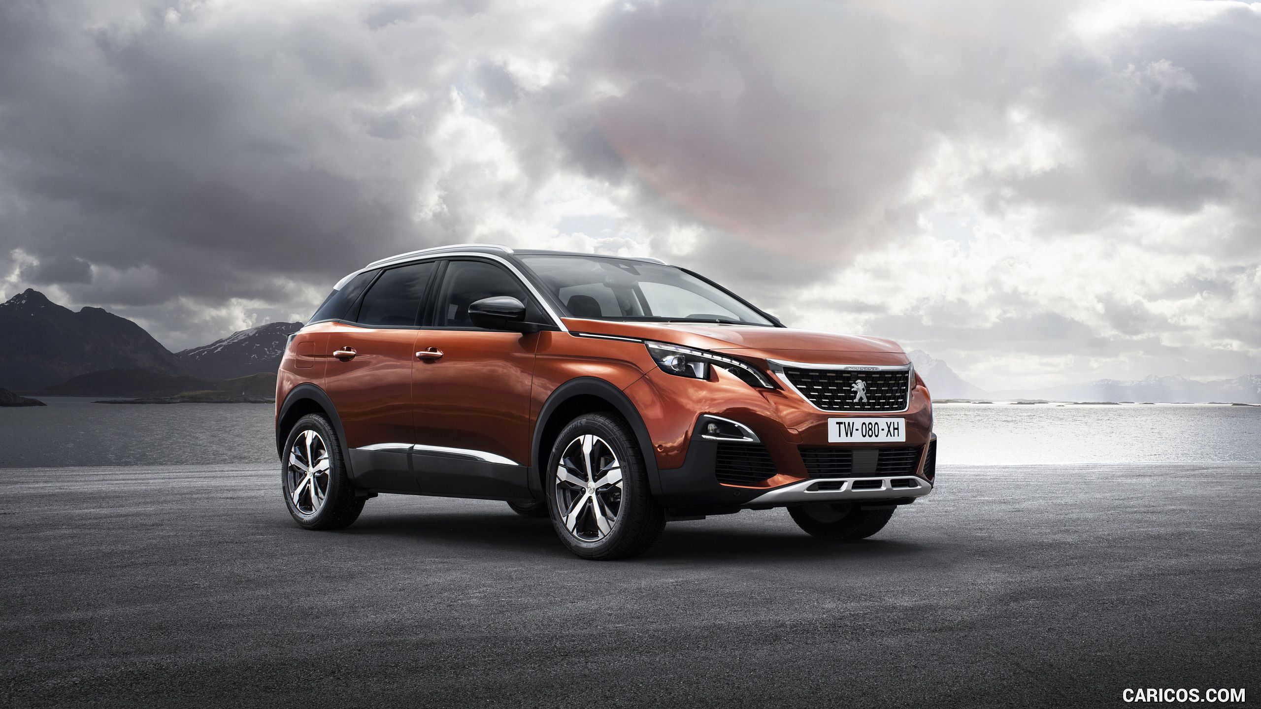 Peugeot 3008 Three Quarter .caricos.com