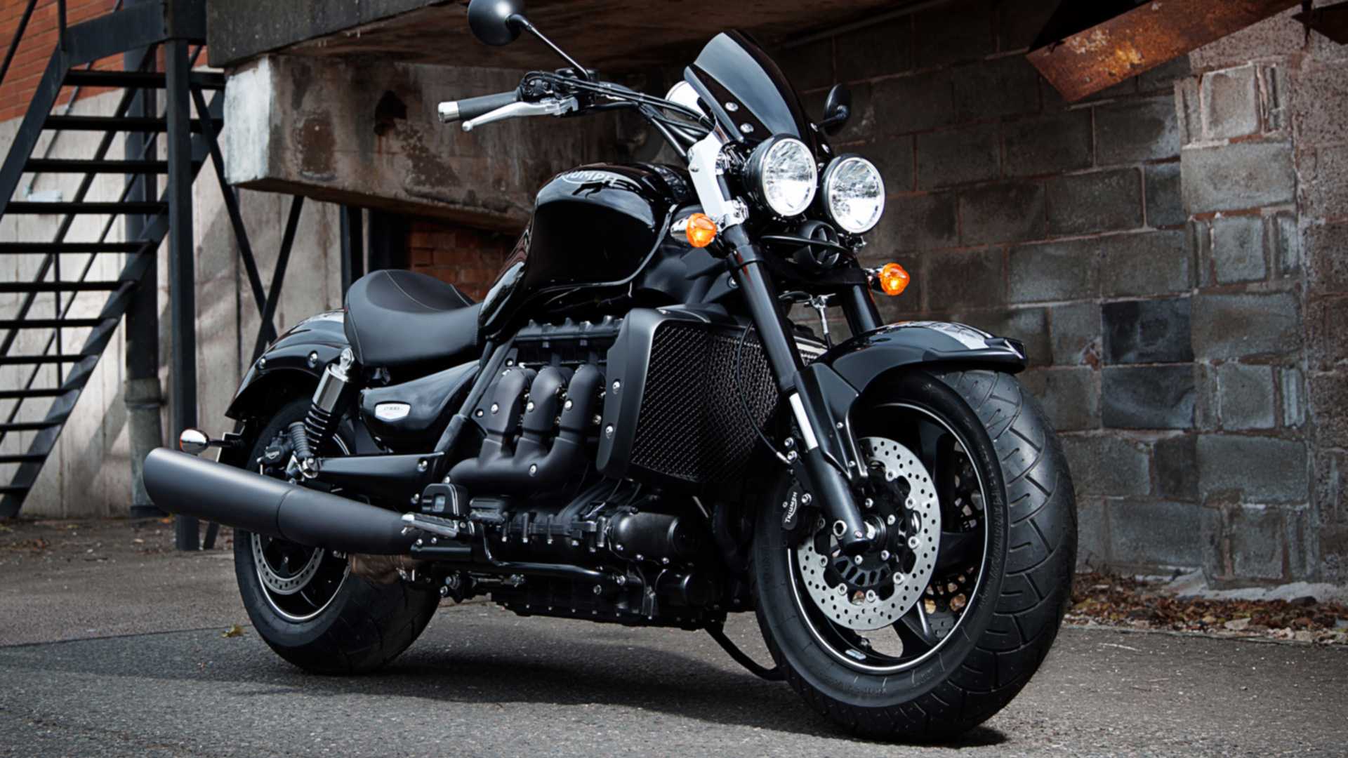 Triumph Rocket III Roadster News and .rideapart.com