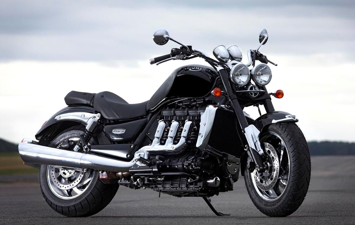 Triumph Rocket III Roadster 2014 .bikesdoctor.com