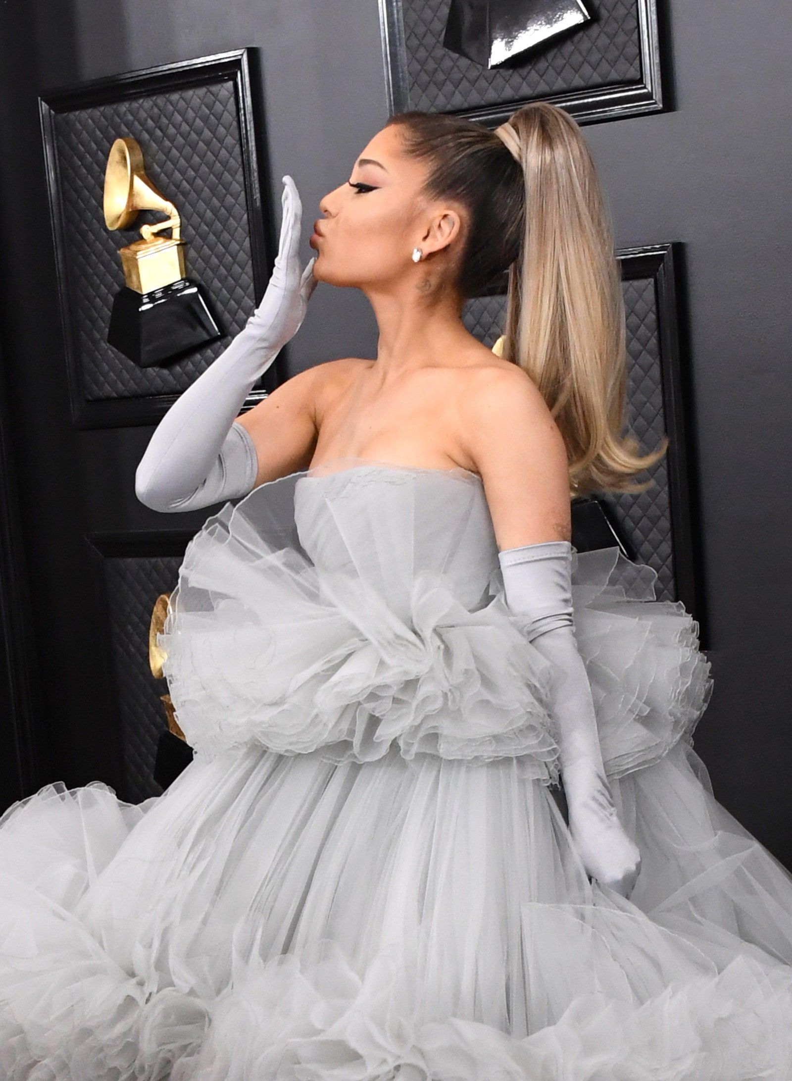 Ariana Grande's Grammys Dress Isglamour.com