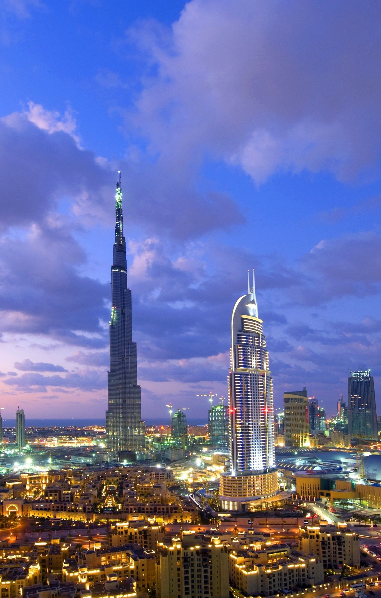 Burj Khalifa City Lights Retina .itl.cat