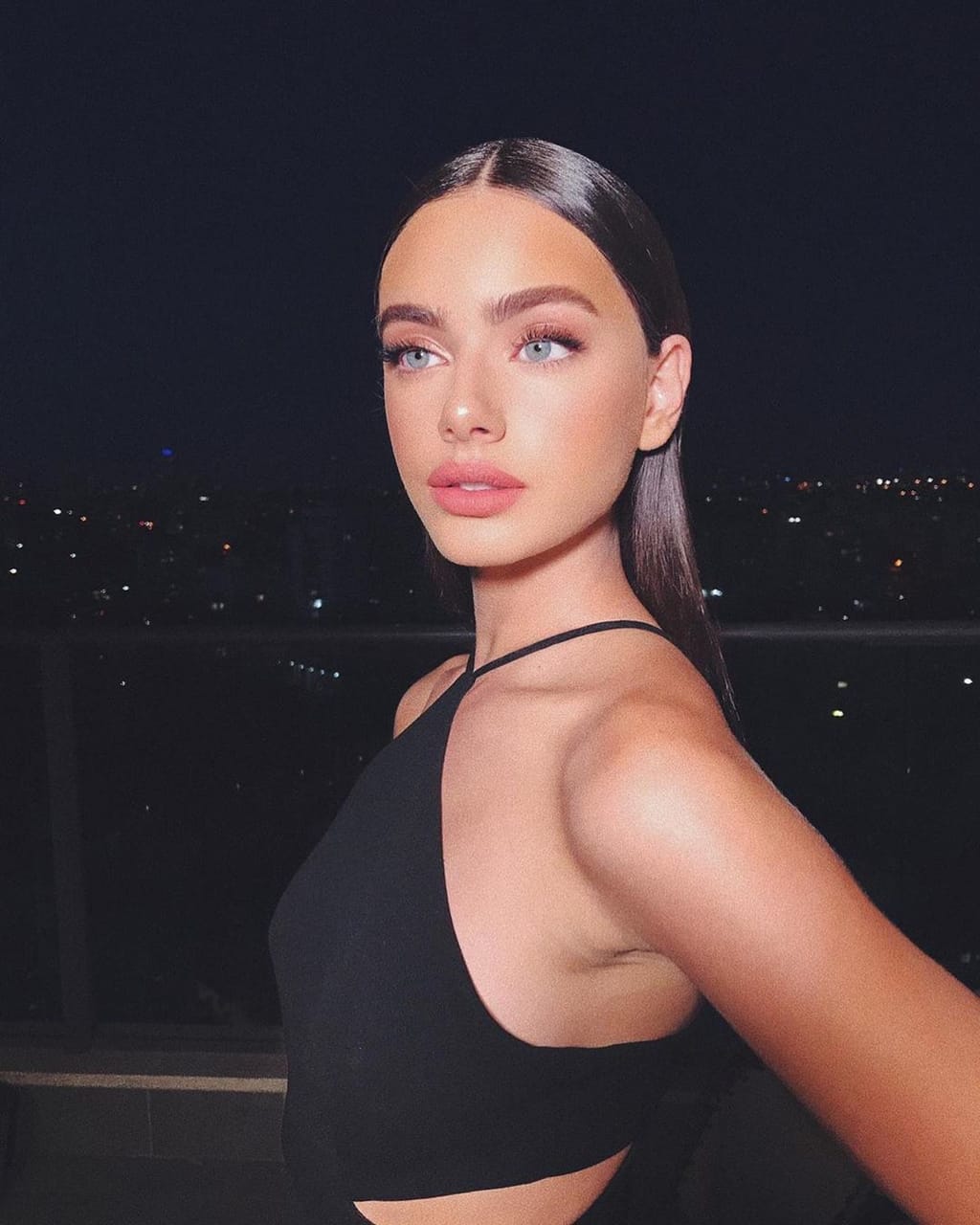 Yael Shelbia Wallpapers - Wallpaper Cave