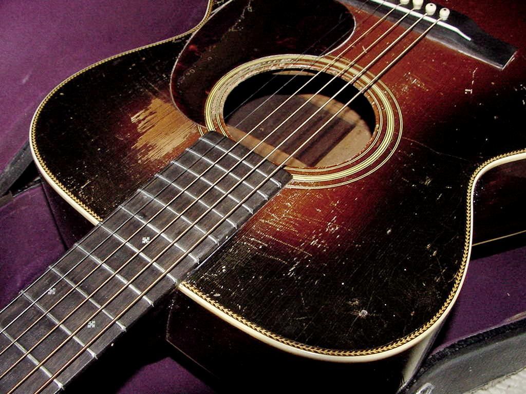 Vintage guitars, Martin guitar .com