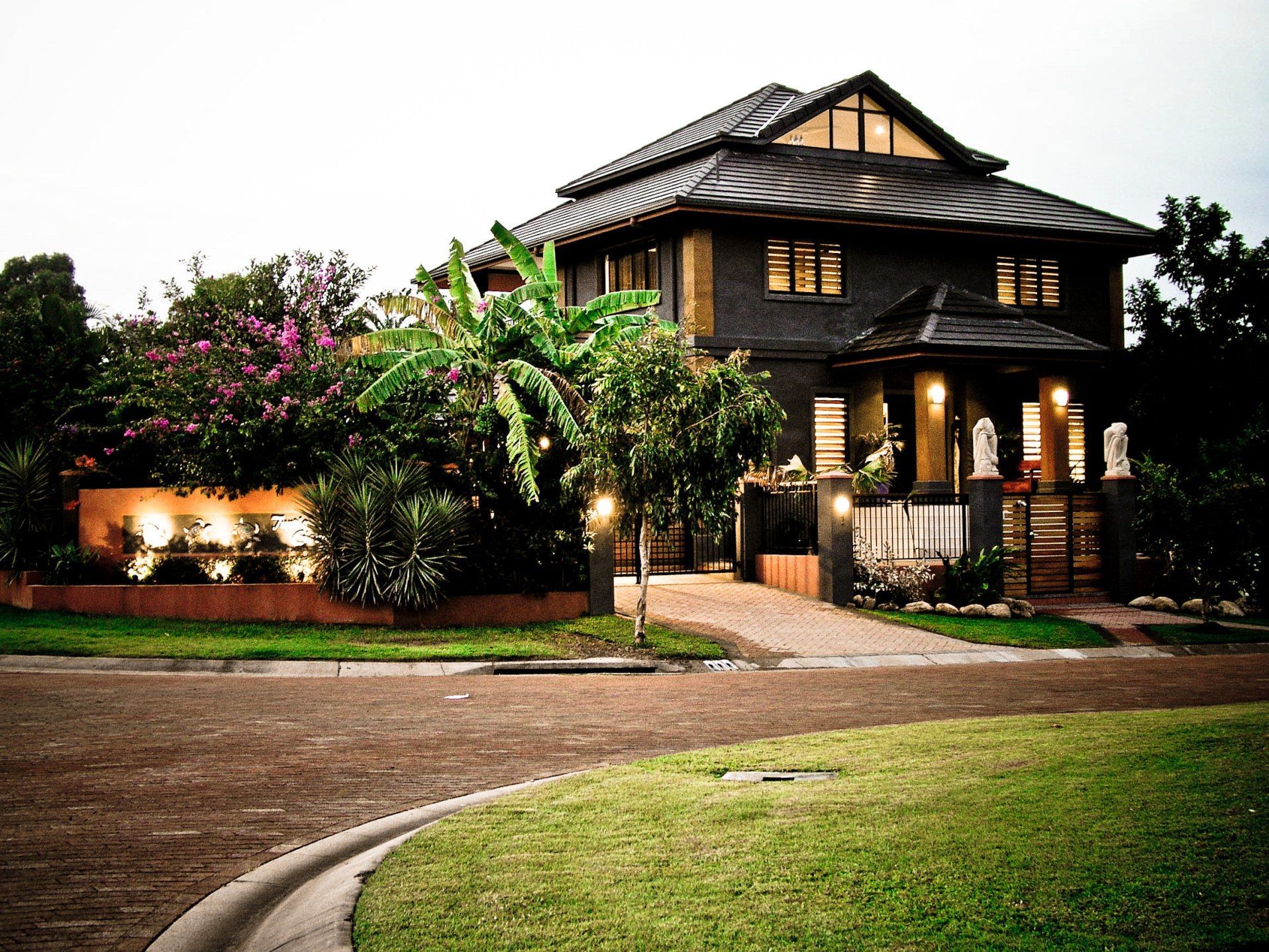 Beautiful House HD Wallpaper on .wallpaperafari.com