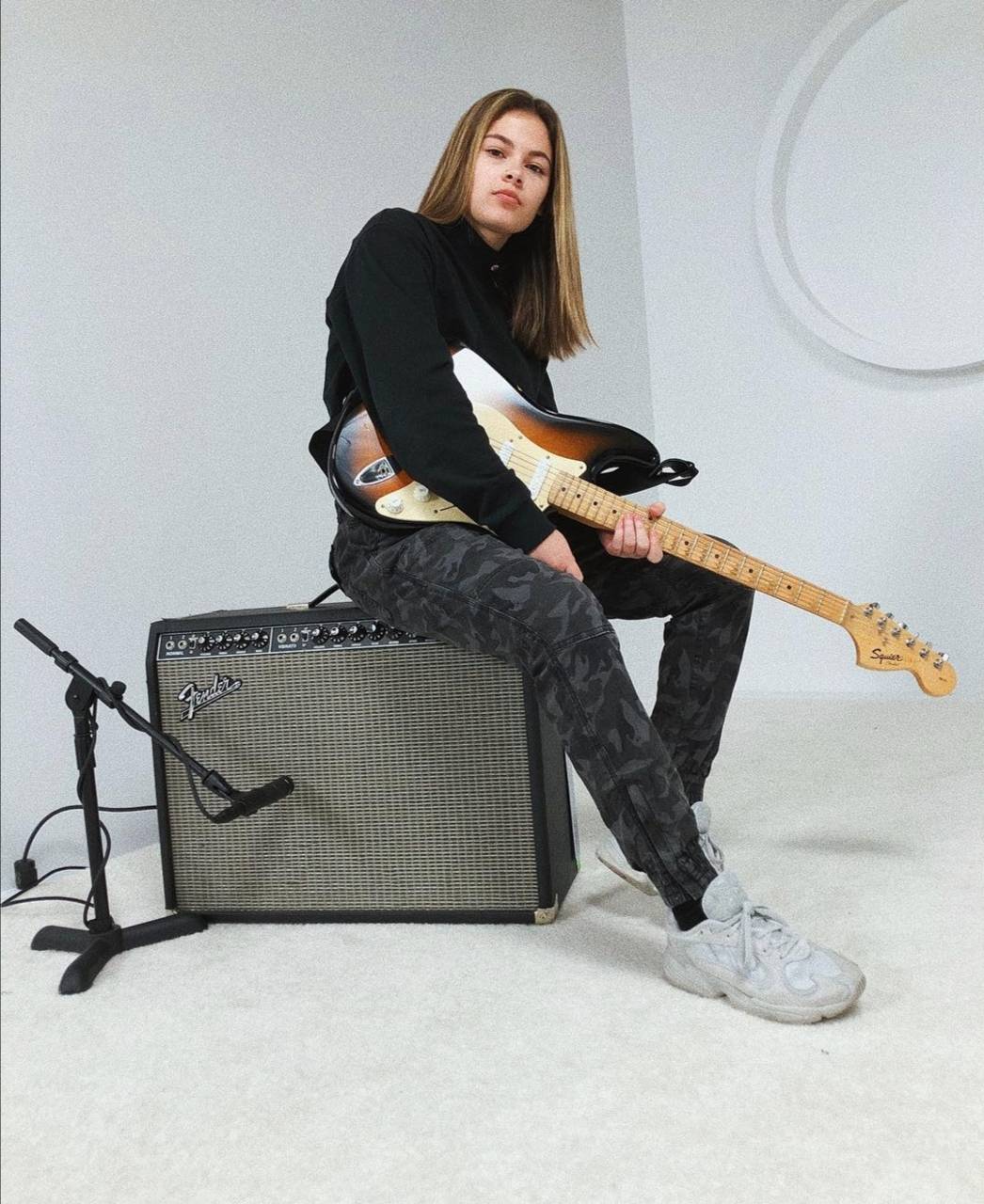 Destiny Rogers wallpaper by M1i2n3a4 .zedge.net