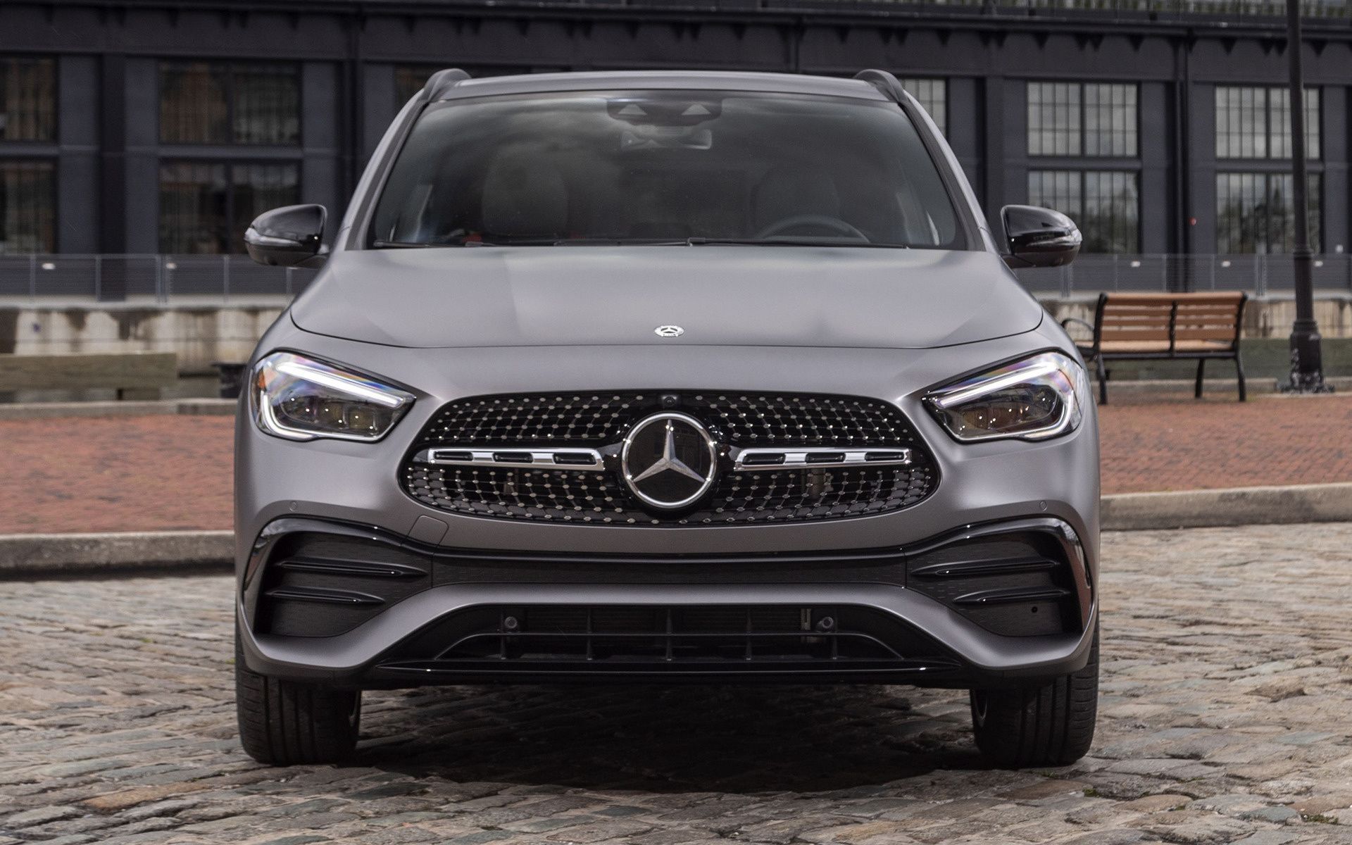 Mercedes Benz GLA Class AMG Styling (US) And HD Image