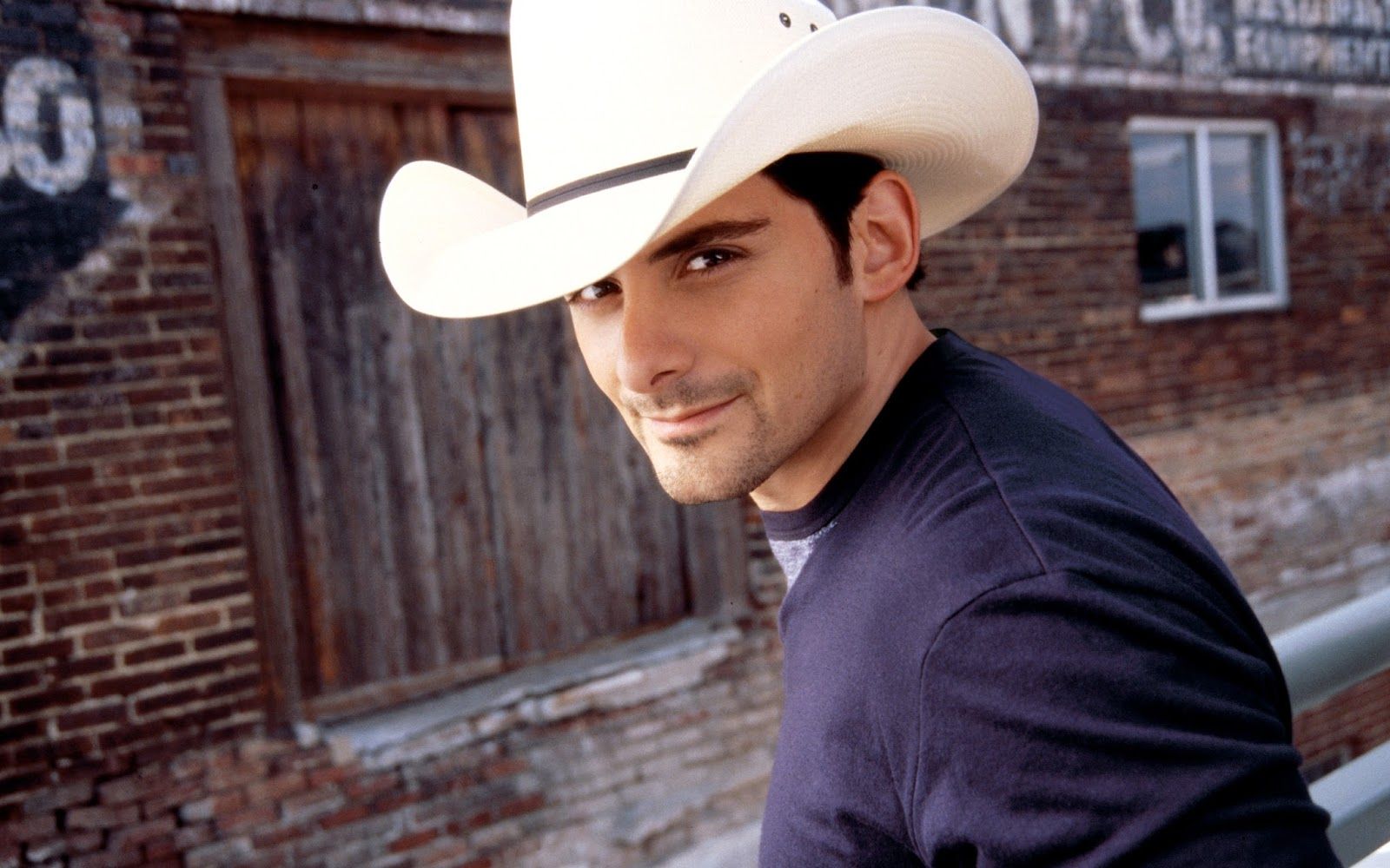 Brad Paisley Wallpaperwallpaperafari.com