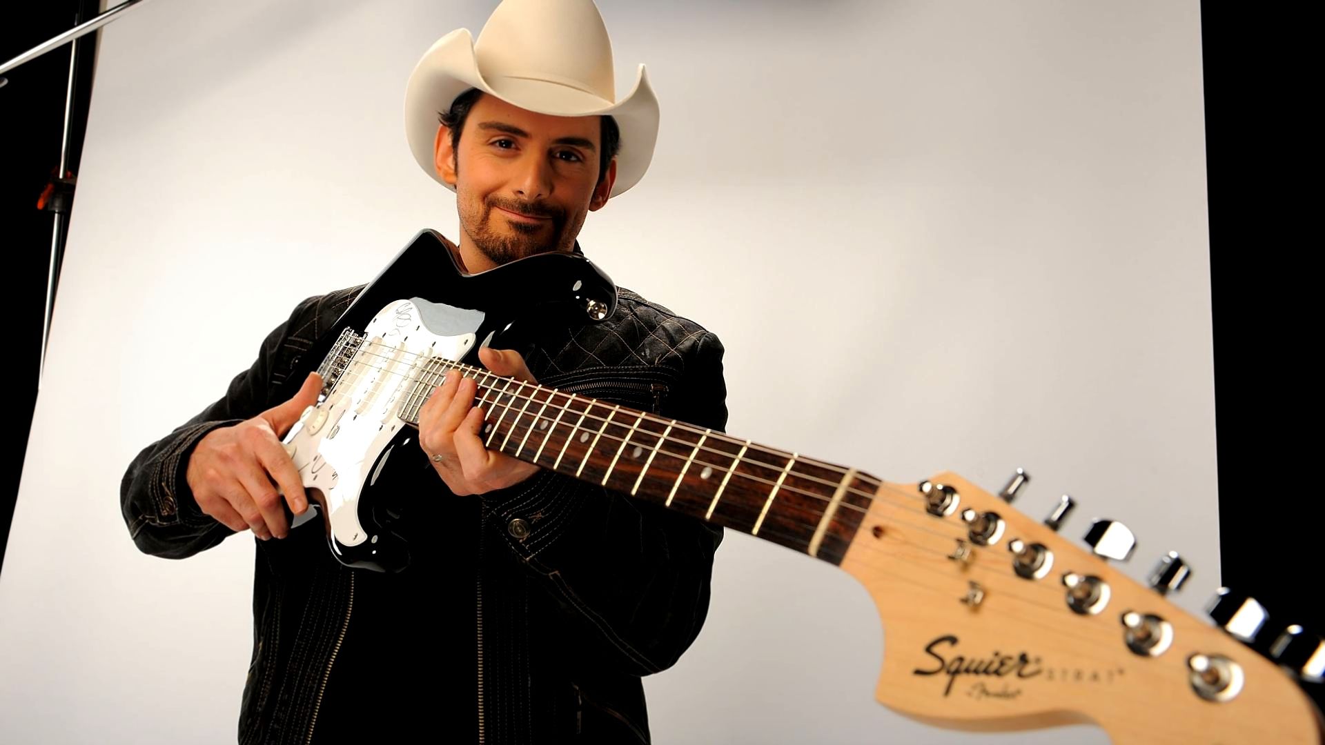 Brad Paisley Poster .wallpapertip.com