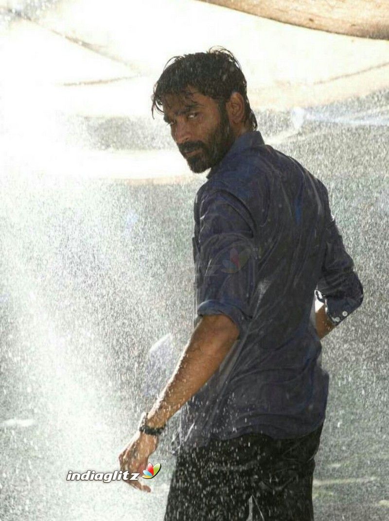 Velaiyilla Pattathari 2 Photo .indiaglitz.com