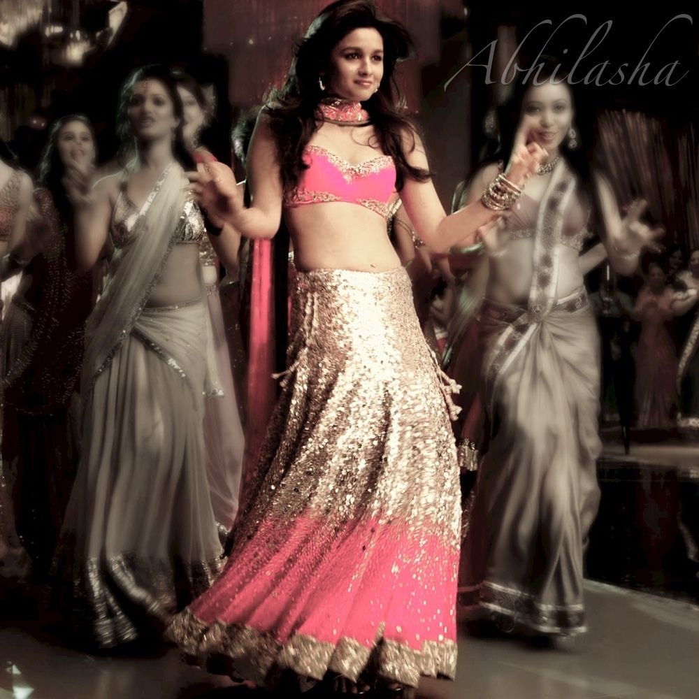 Varun calls me a tale, says Alia Bhatt .aliabhatt.wordpress.com