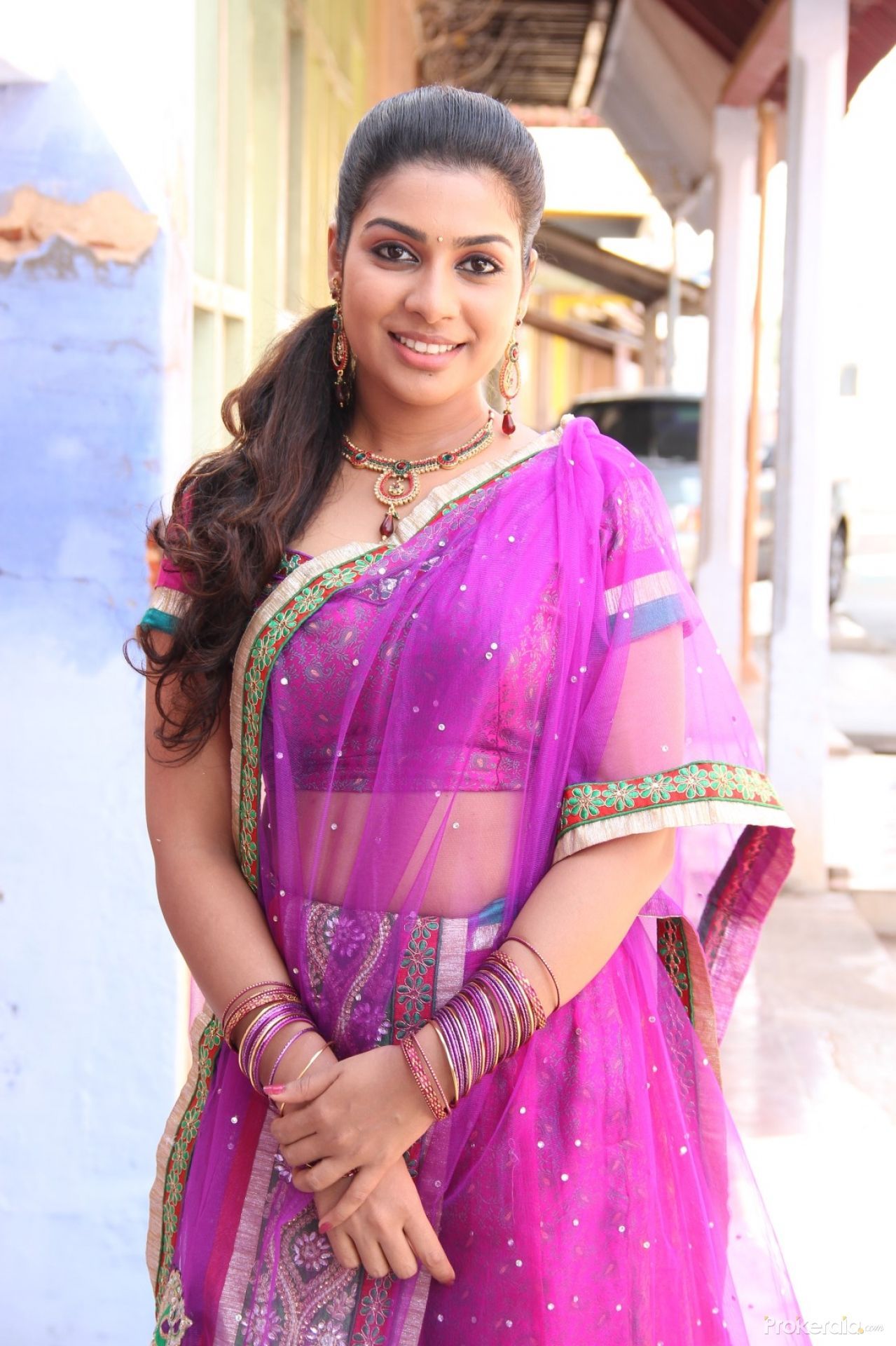 Satna Titus Latest Photo And .malayalamfun.co.in