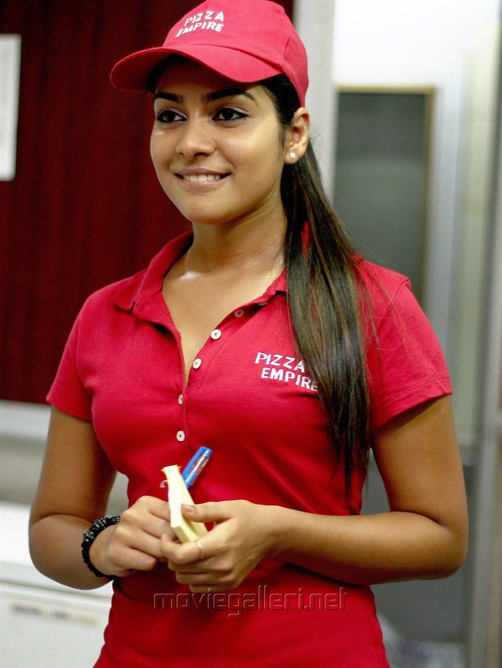 Pichaikaran Movie Image. Vijay Antony .moviegalleri.net