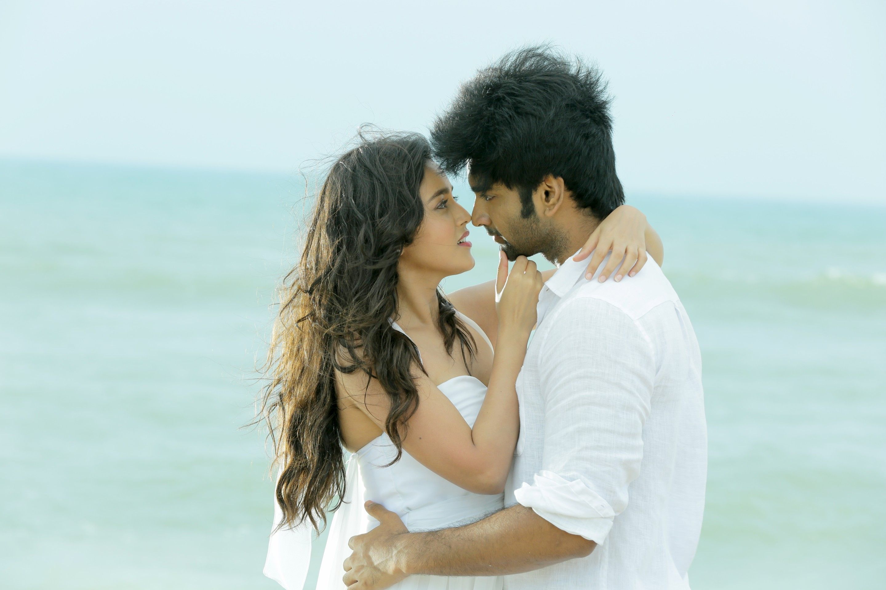 Semma Botha Aagathey Movie Stills .studioflicks.com