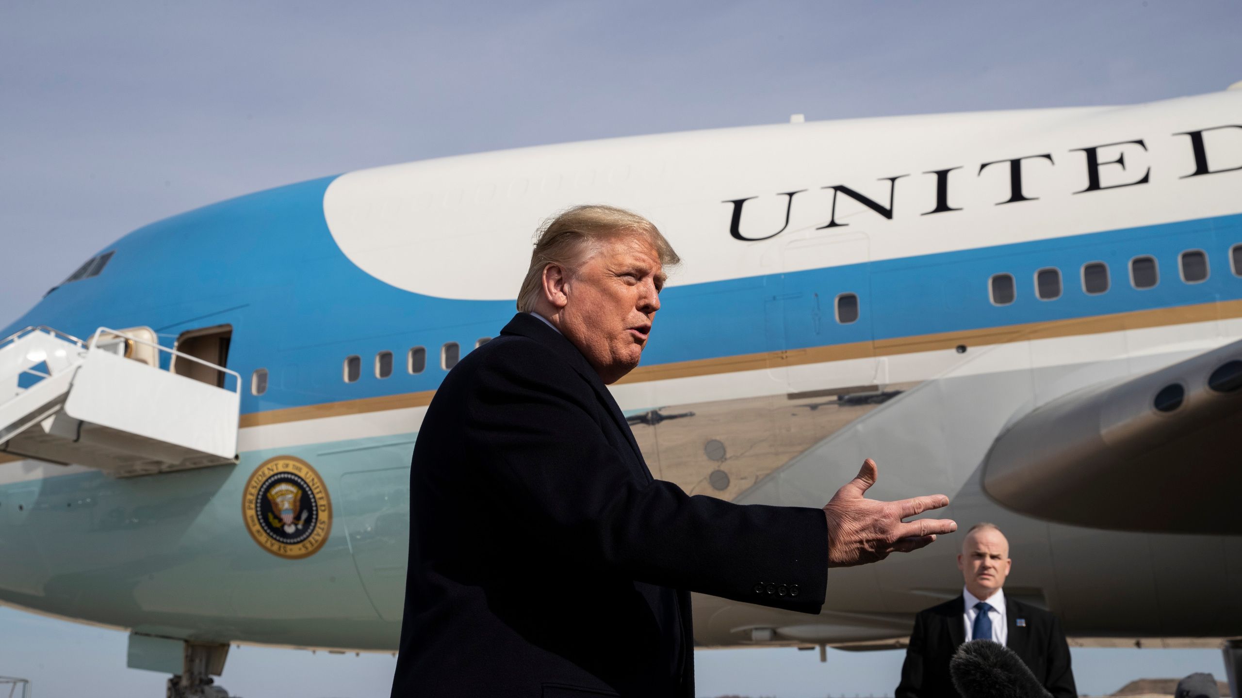 President Trump departs Las Vegas8newsnow.com