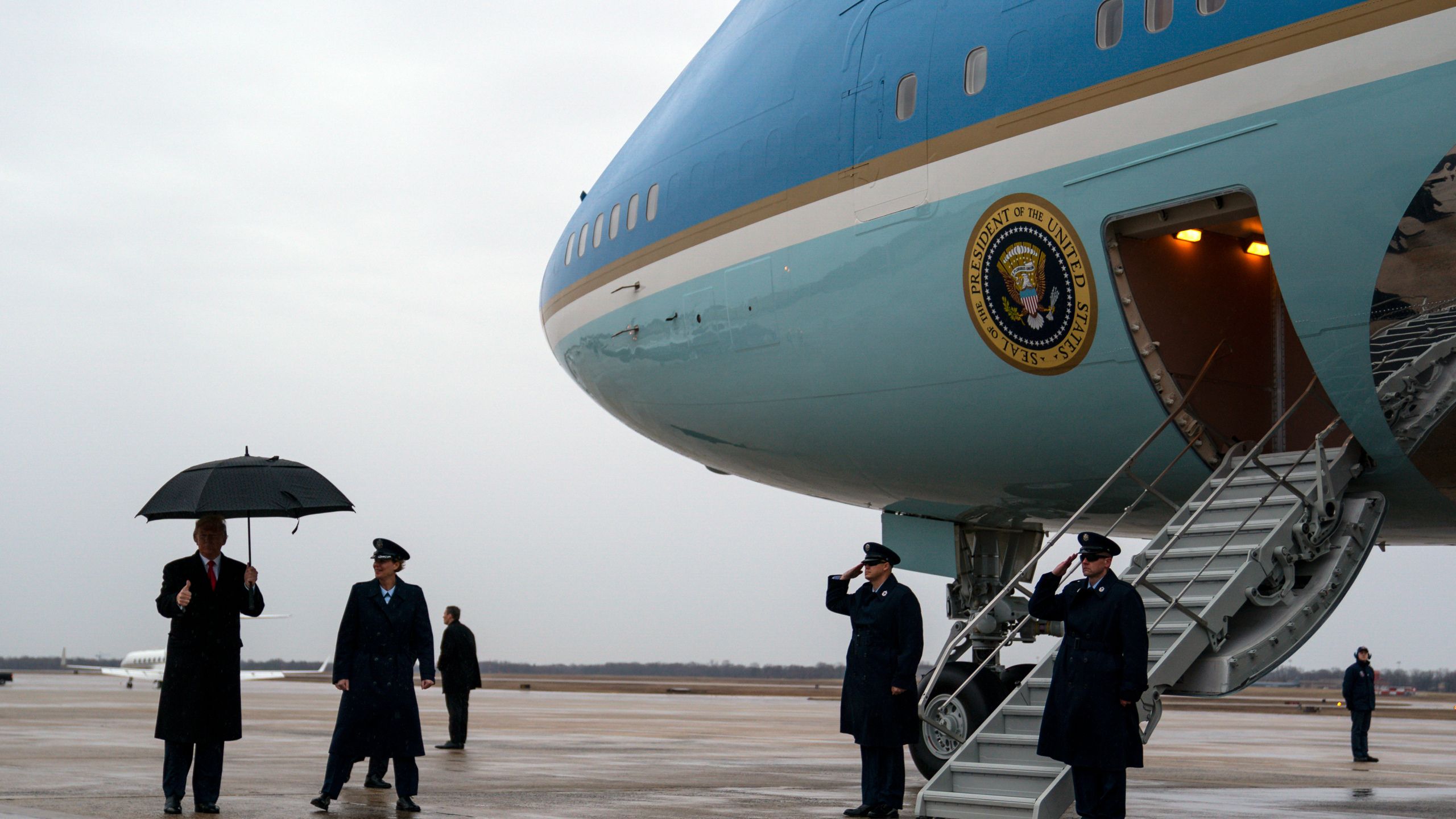Air Force One comes to West Texas. Here .everythinglubbock.com