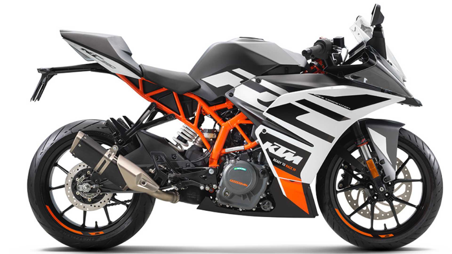 Leaked Photo Show A More Mature KTM RC 390