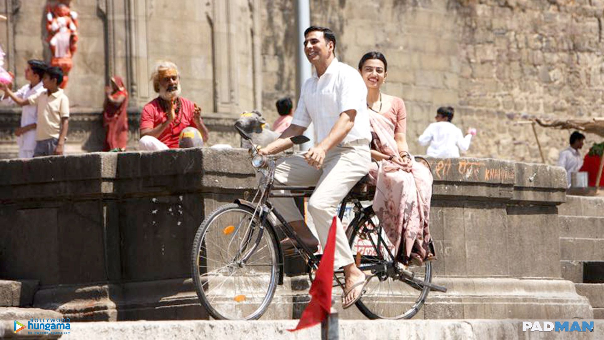 Pad Man 2018 Wallpaper. Padman 8 .bollywoodhungama.com