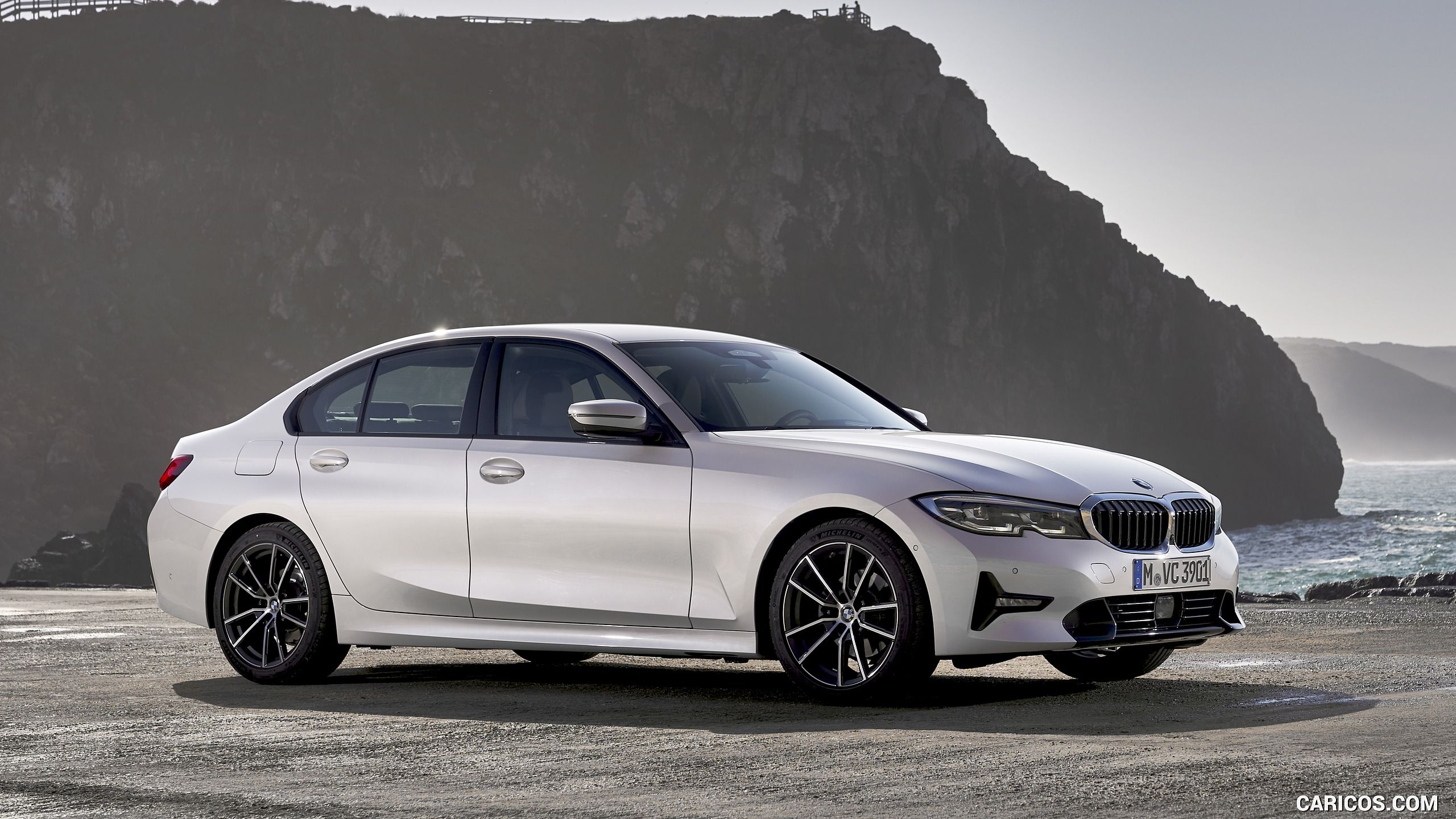 BMW 3 Series 320d Sport Line .caricos.com