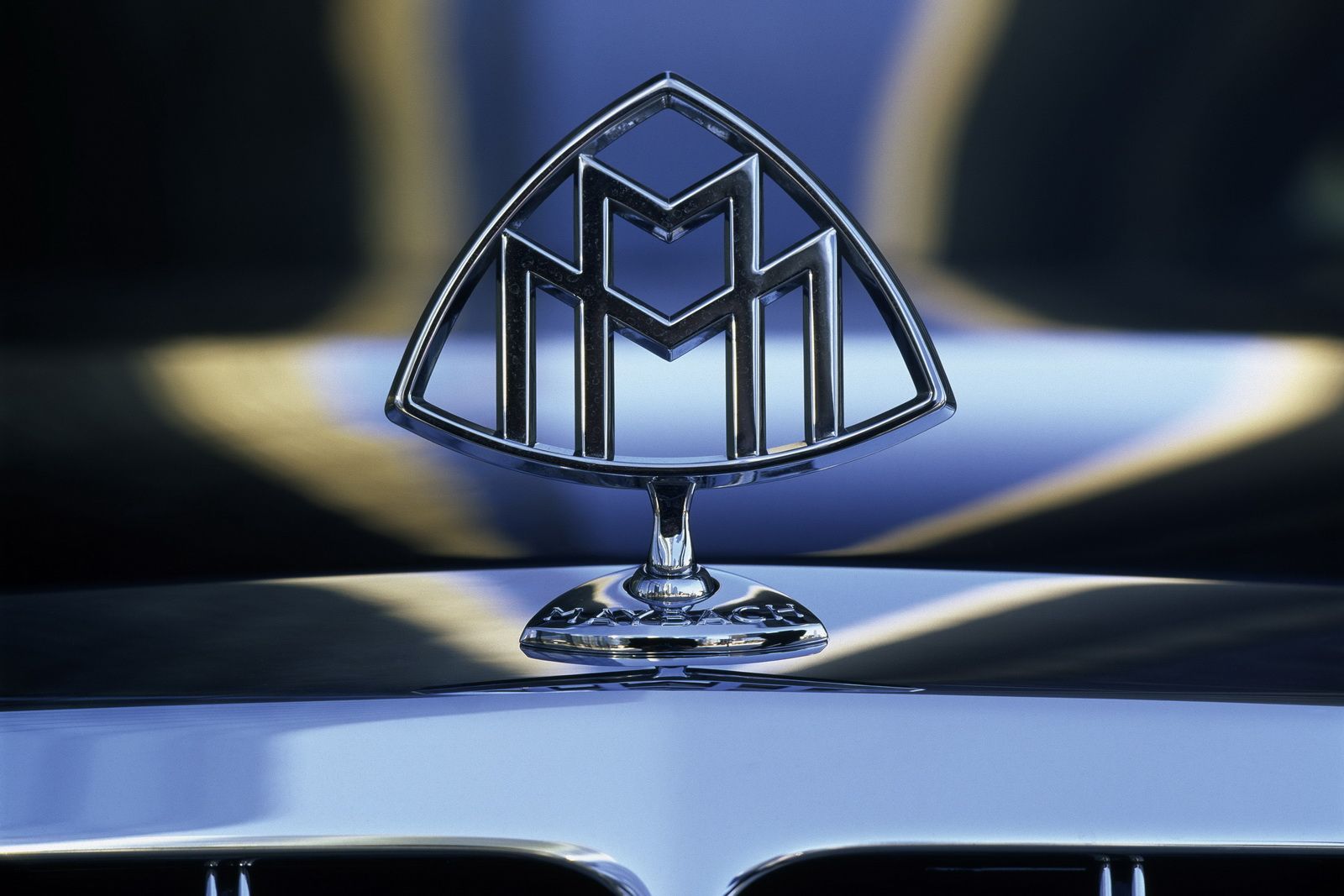 Maybach Symbol -Logo Brands For Free HD 3Dlofrev.net