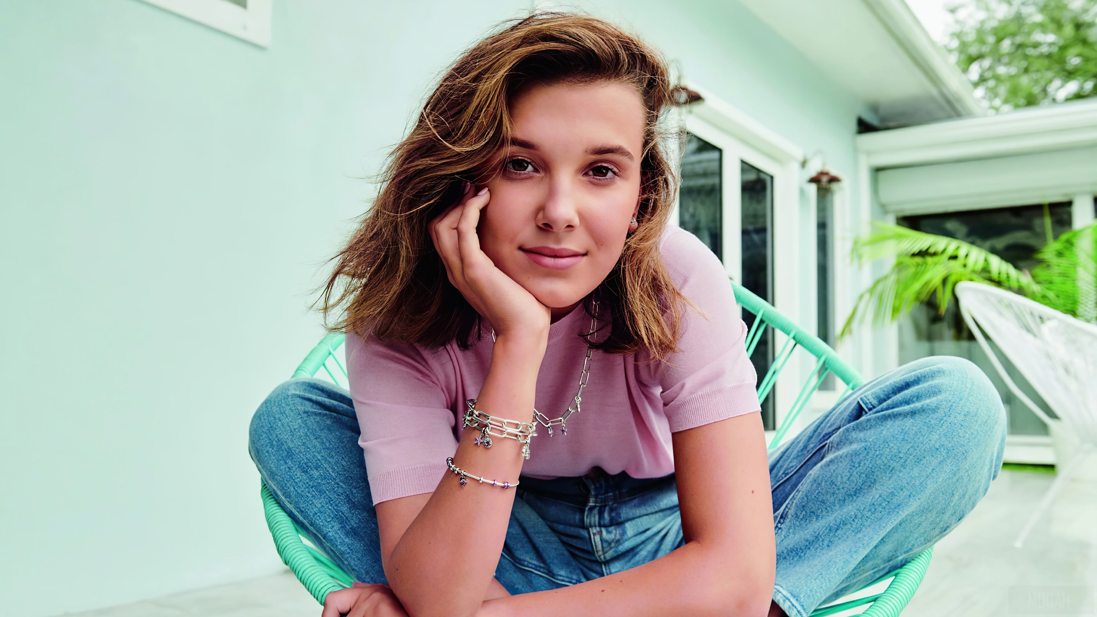 Millie Bobby Brown HD wallpaper, Background
