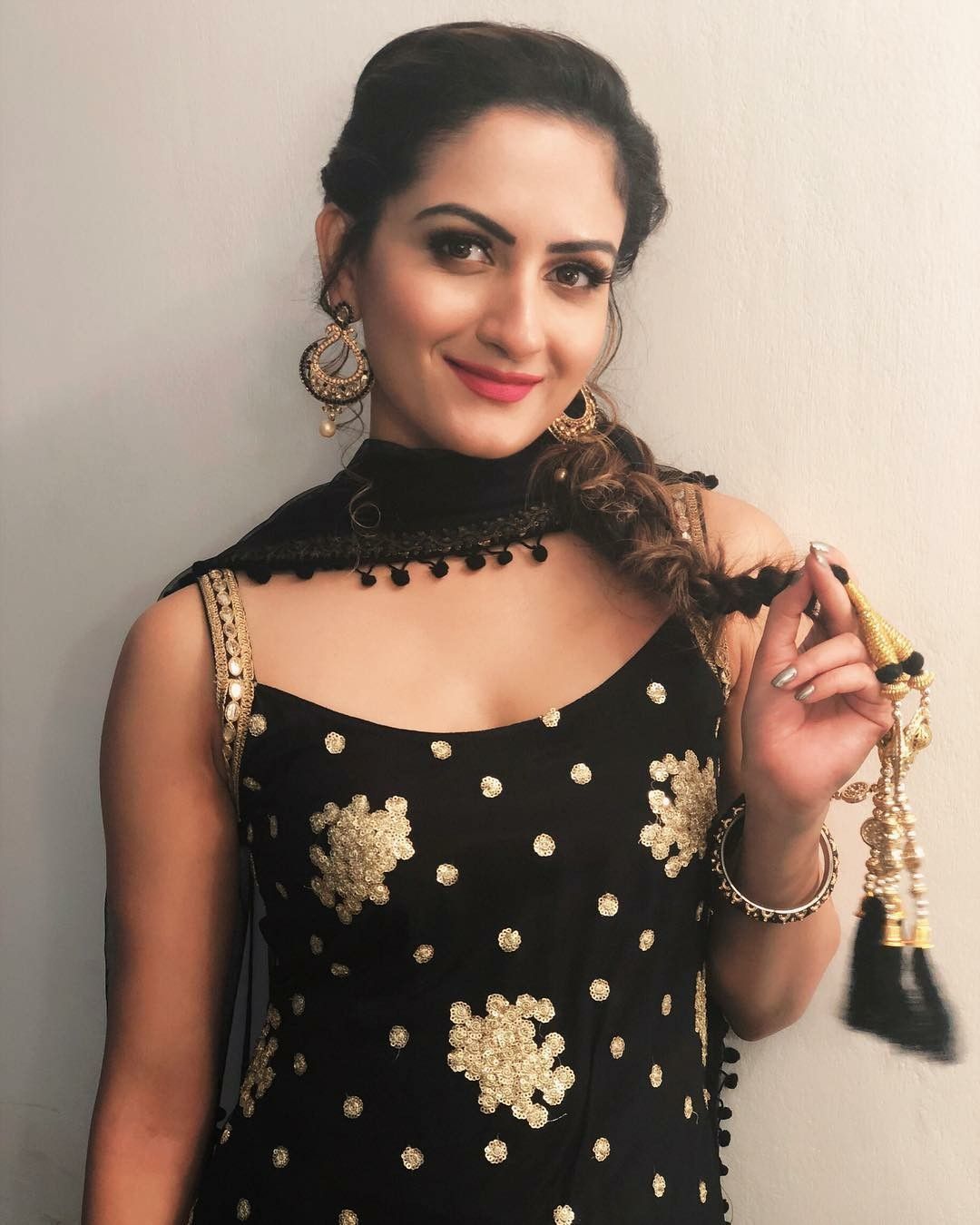 Zaara Yesmin model. Indian .com