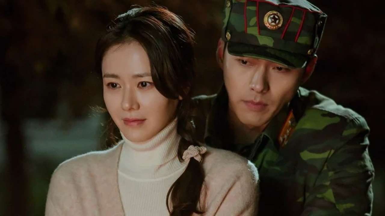 Duo Hyun Bin And Son Ye Jin React .dnaindia.com