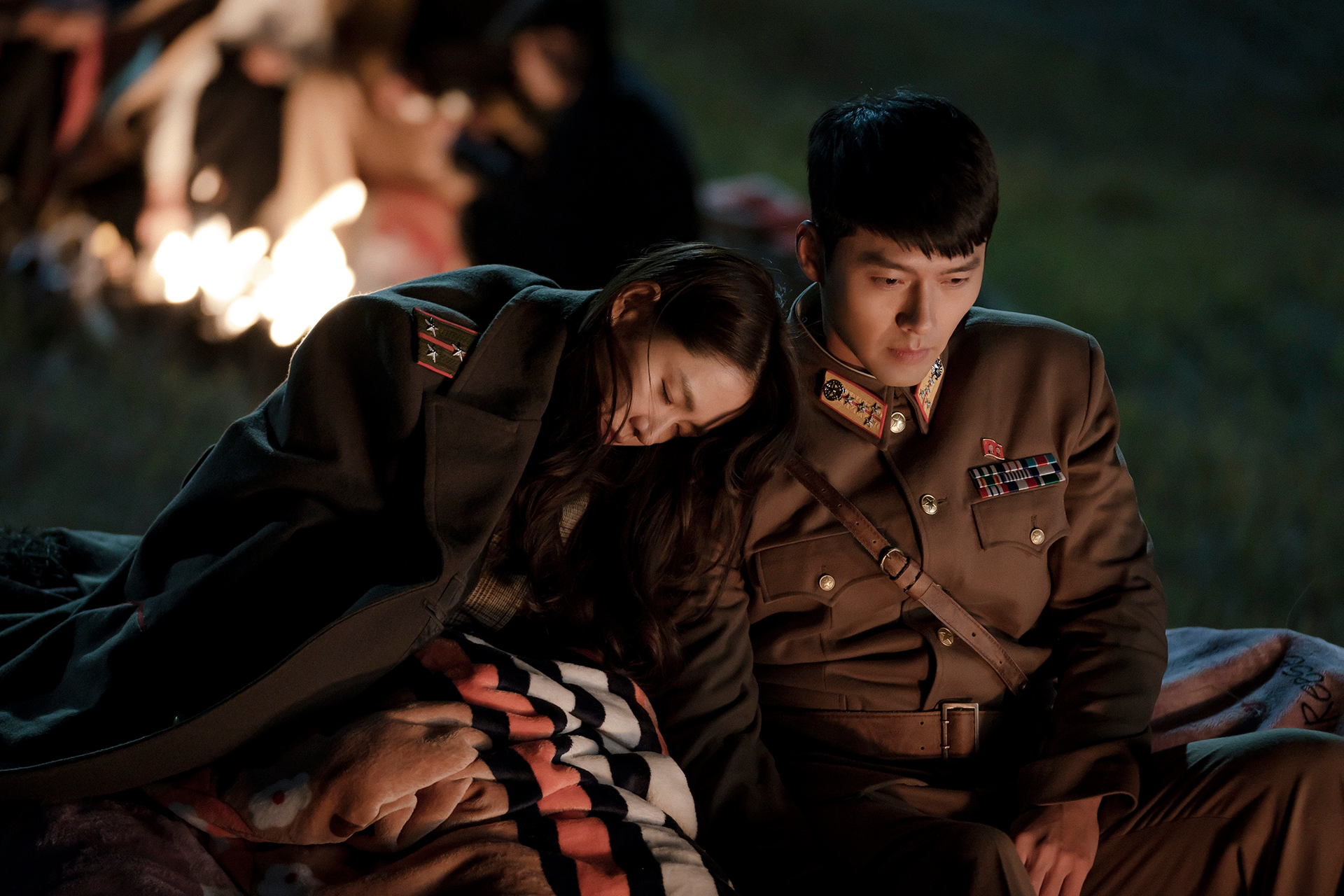 Hyun Bin And Son Ye Jin Sweetly Simmer .hellokpop.com