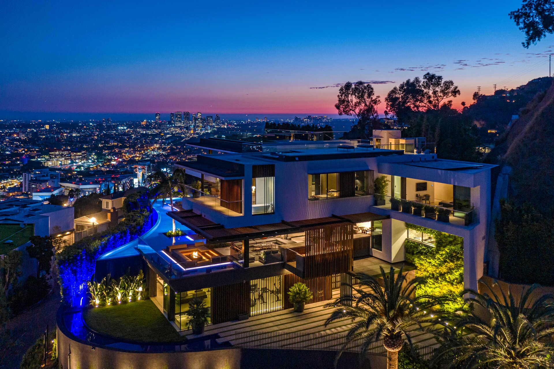 Biggest home in the Hollywood .cnbc.com