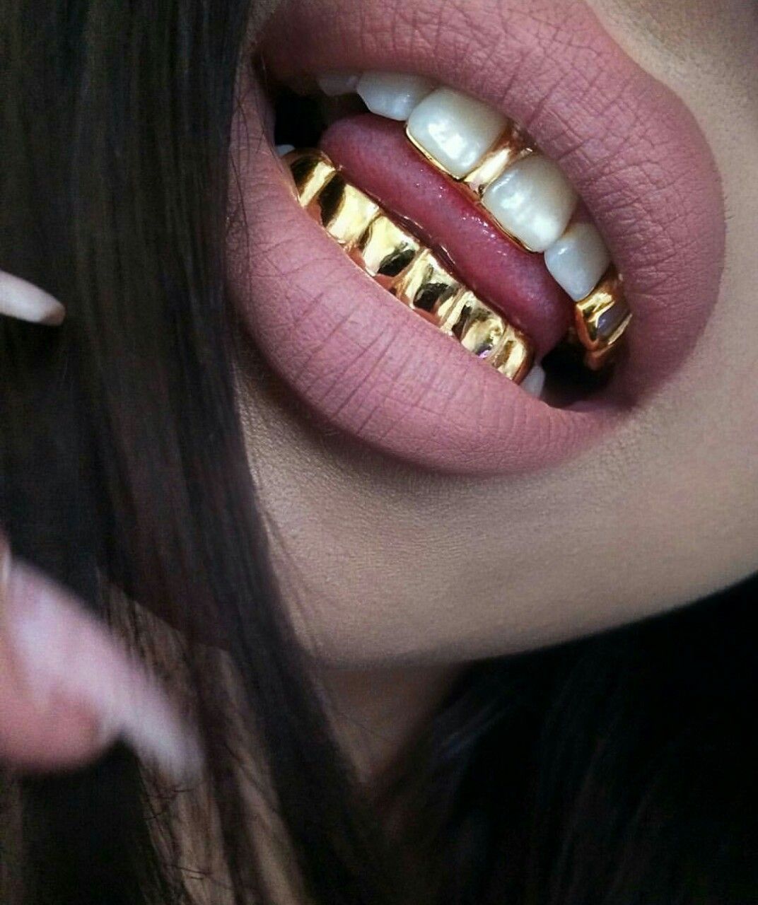 beauty, dope, gold and grillz .favim.com