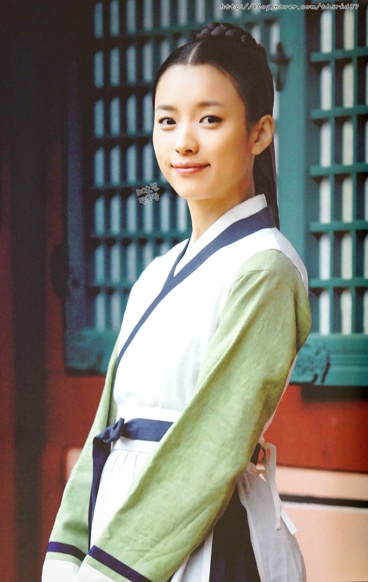 Japan's NHK TV Guide. Han Hyo Joo .hanhyojooworld.wordpress.com