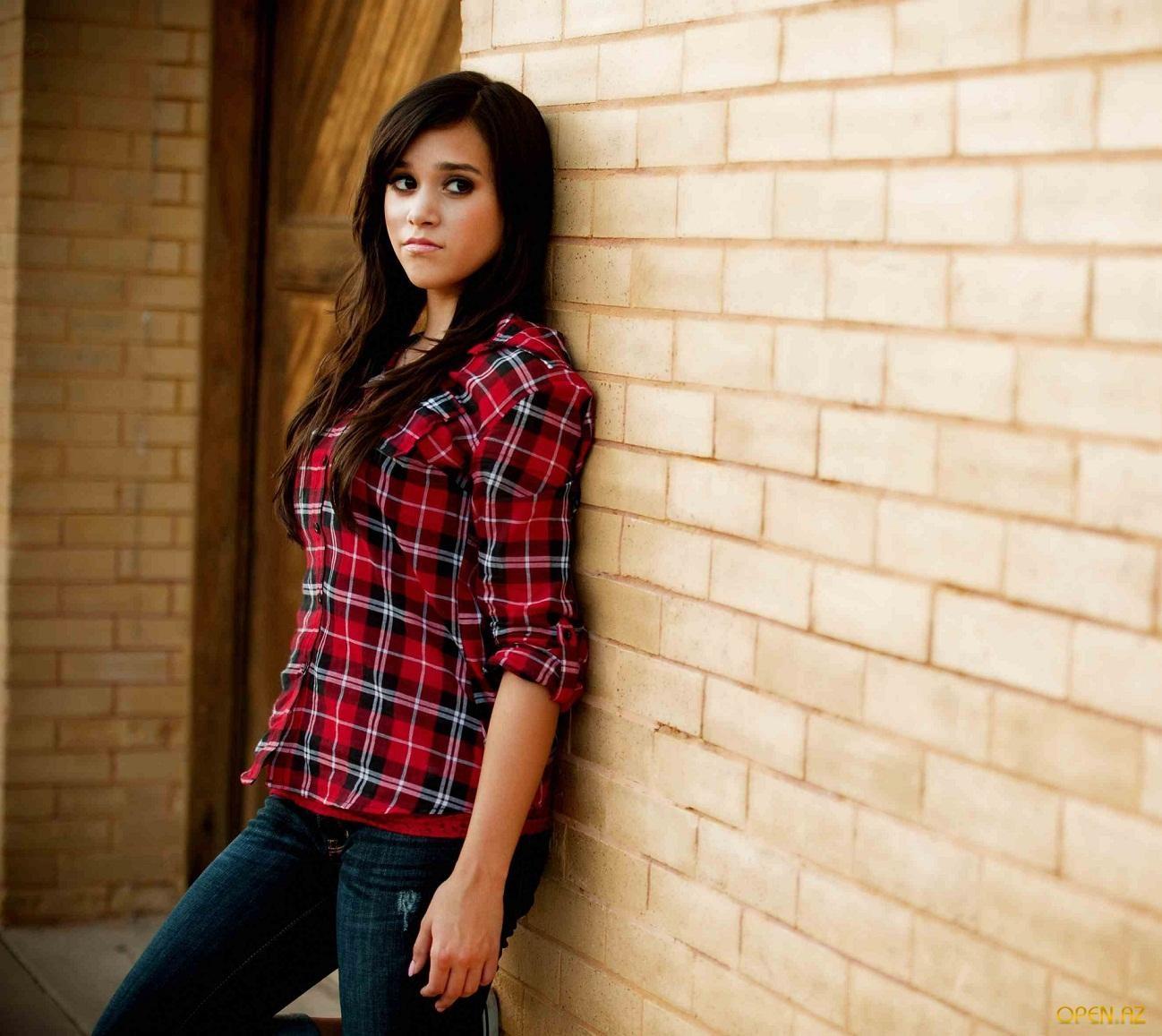 Megan Nicole Wallpaper Free .wallpaperaccess.com