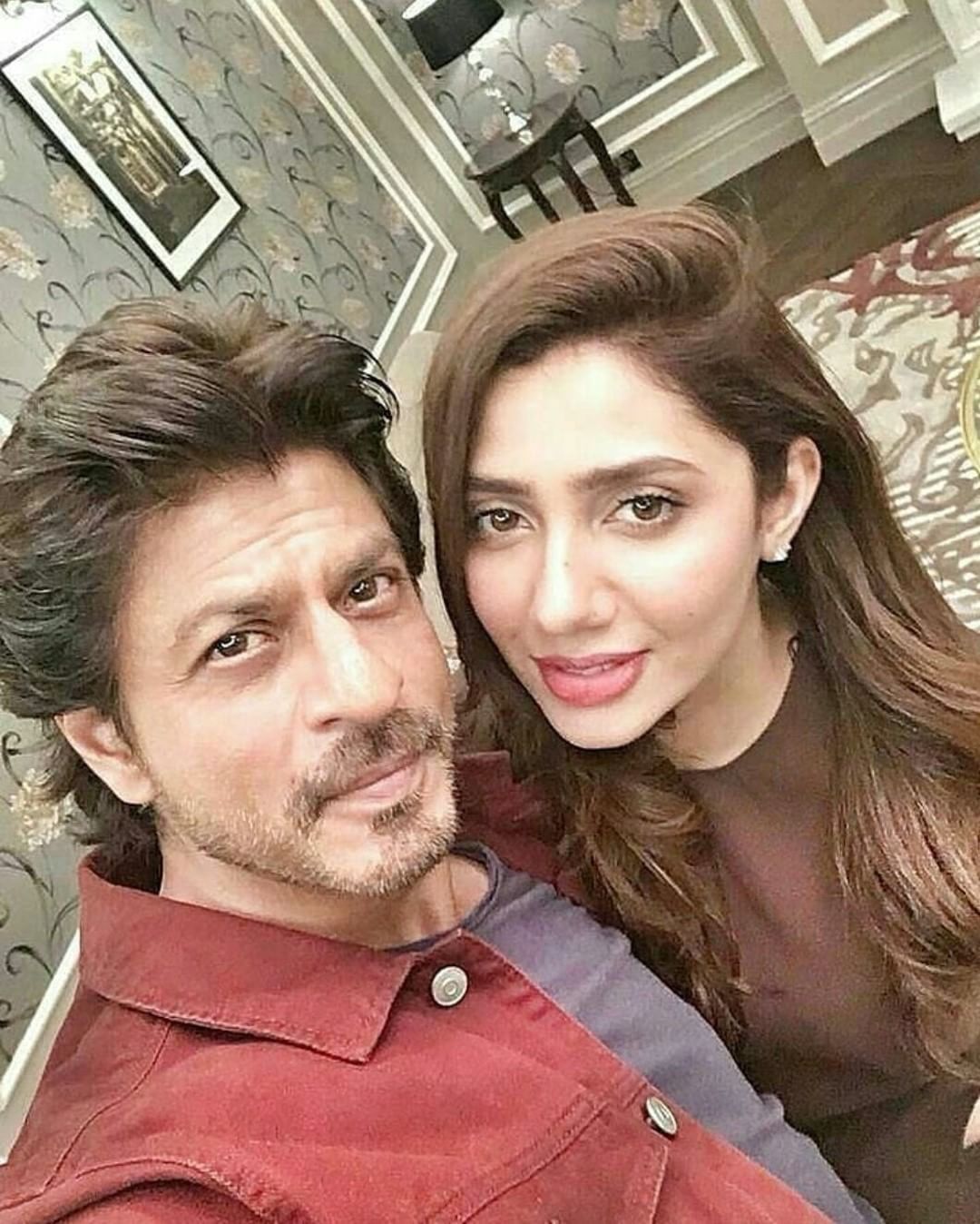 Shahrukh khan and kajol, Mahira khan .in.com
