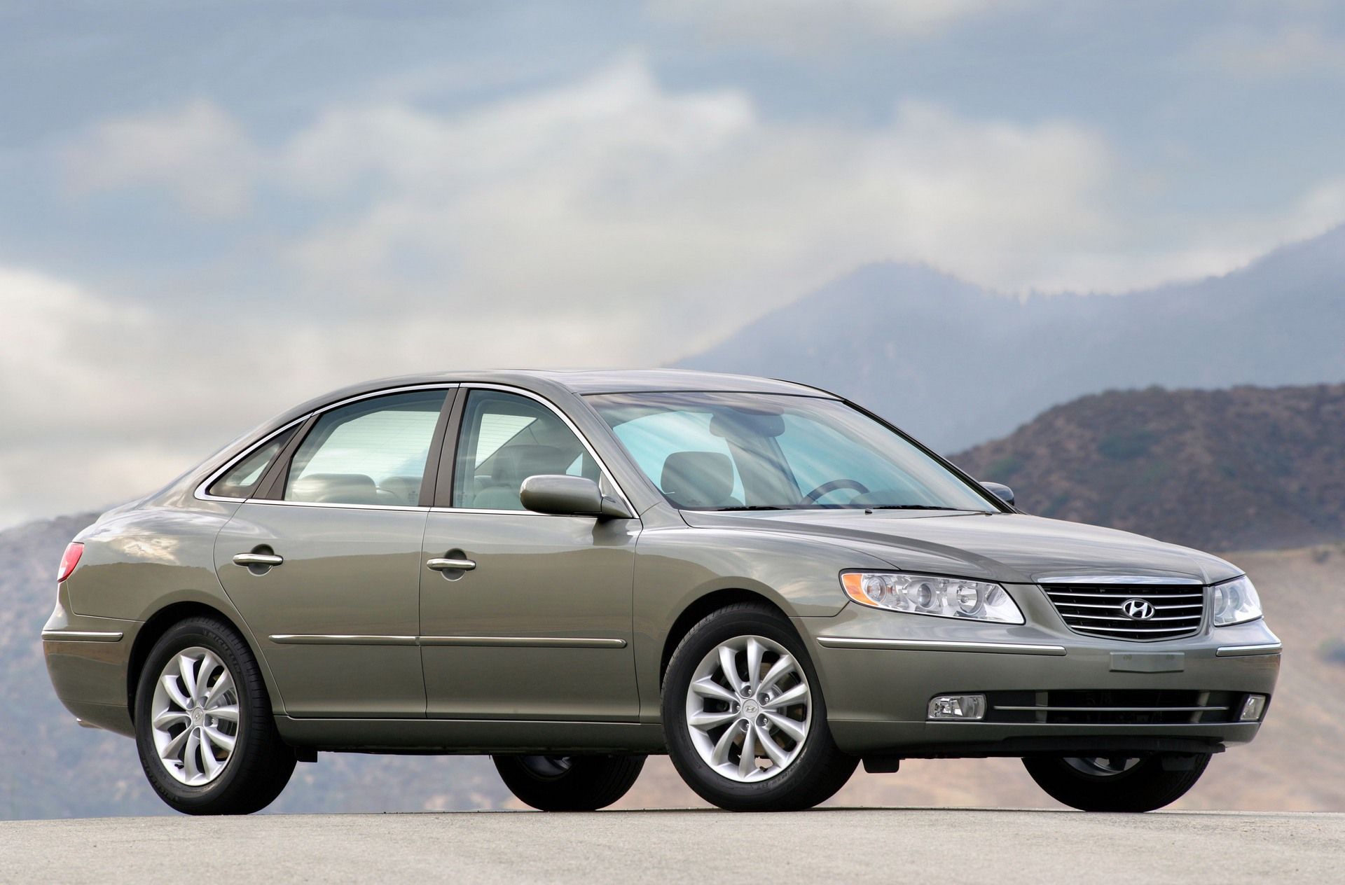 Hyundai Azera Wallpaper HD .drivespark.com