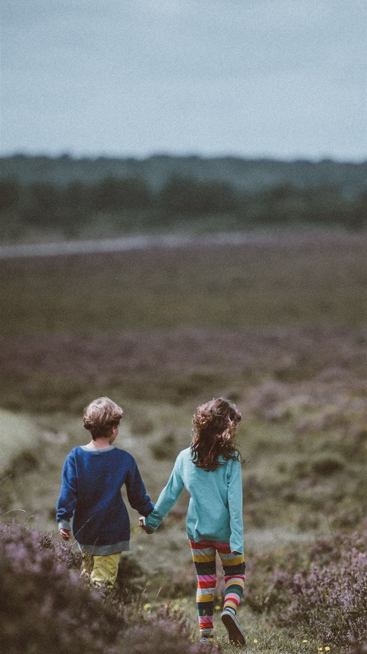 siblings walking holding hands and .ilikewallpaper.net