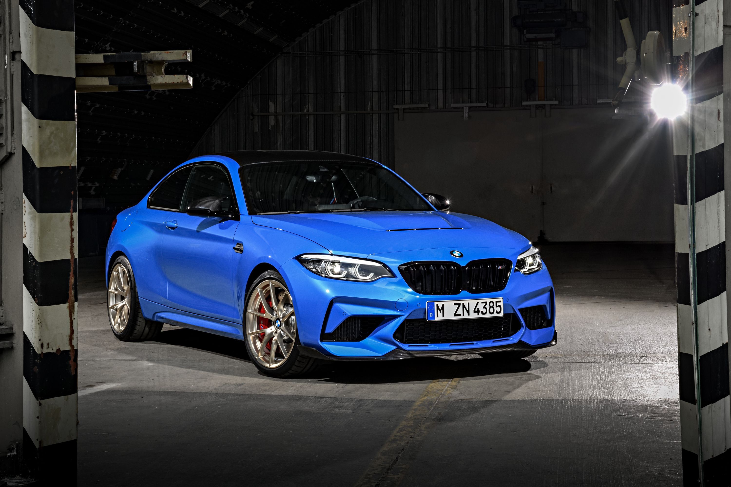 BMW M2 Review, Pricing, and Specscaranddriver.com