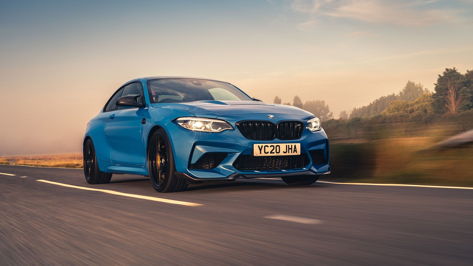 BMW m2 CSL