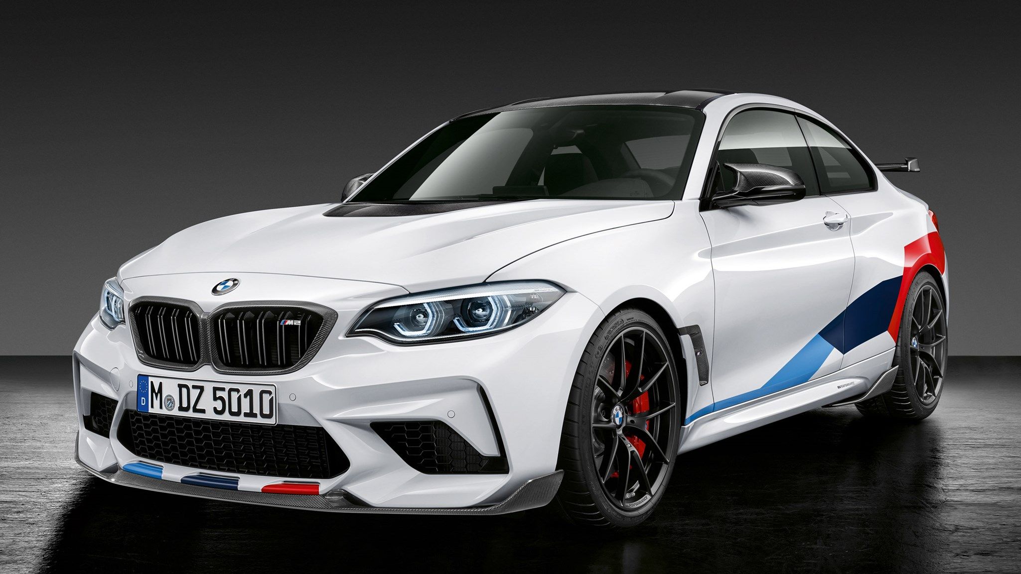 BMW M2 goes up to 11: CS or CSL .carmagazine.co.uk