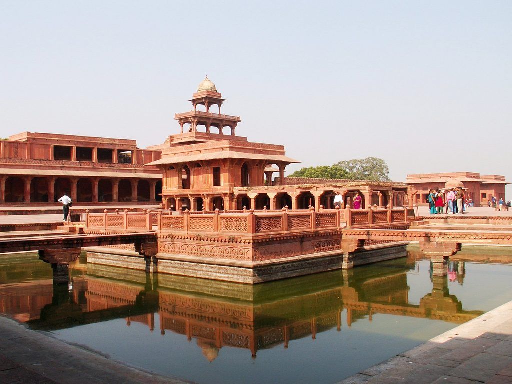 Fatehpur Sikri. Places to visit in .maharajaexpress.com.au