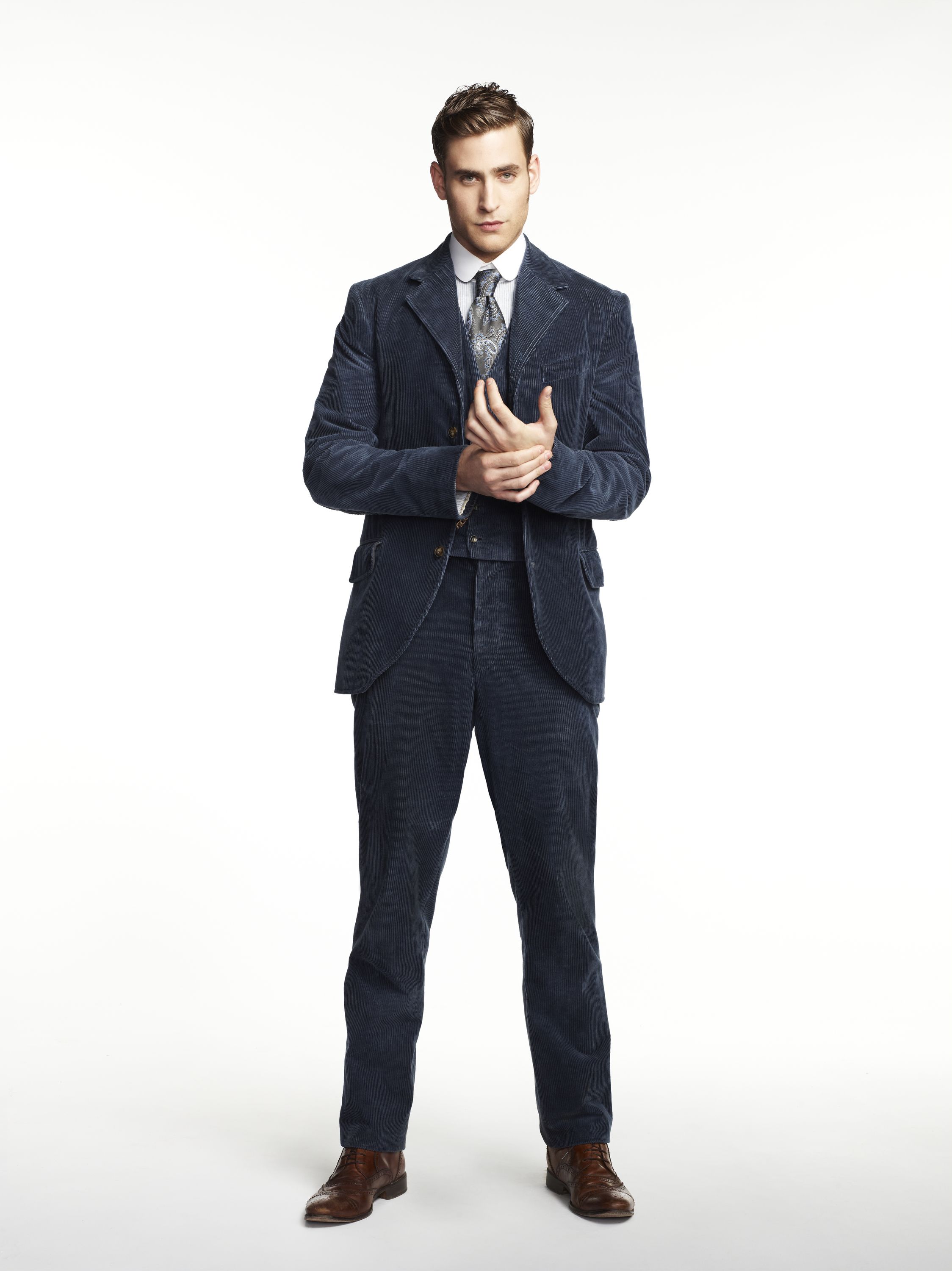 Oliver Jackson Cohen As Jonathan Harker .fanpop.com