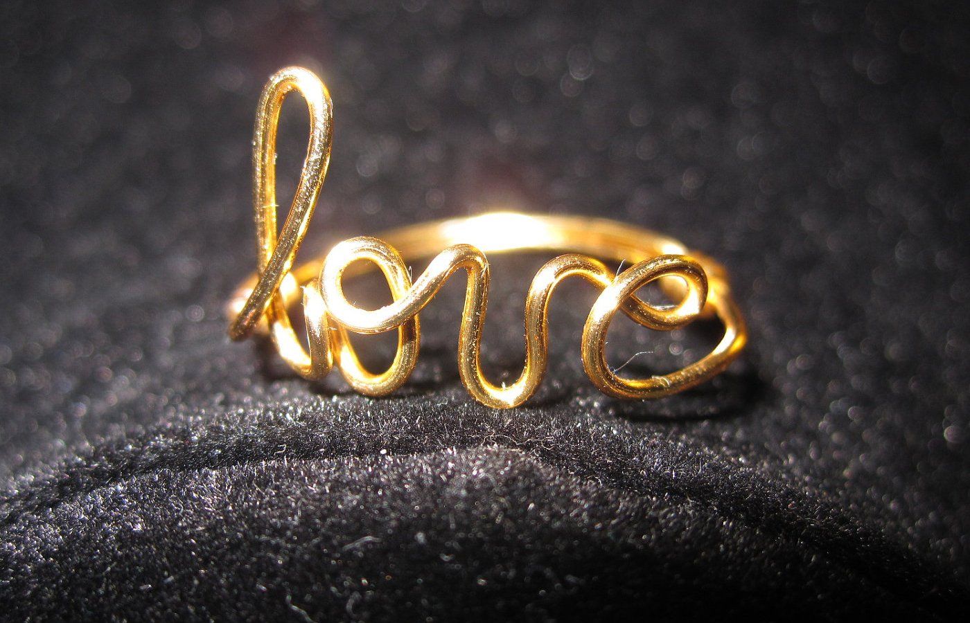 Gold Love Ring Cover Photowallpapertip.com