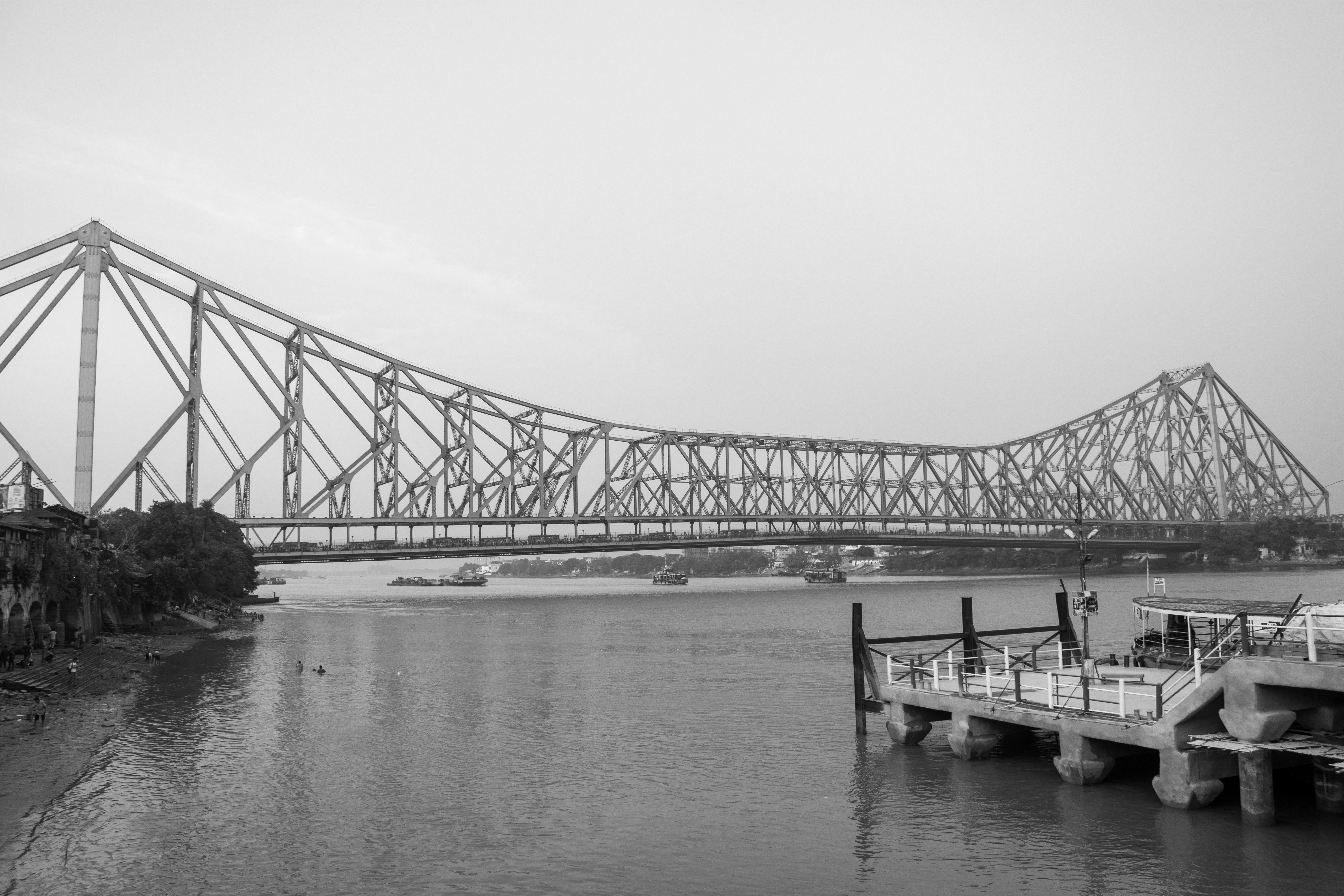Free of bridge, city .pexels.com