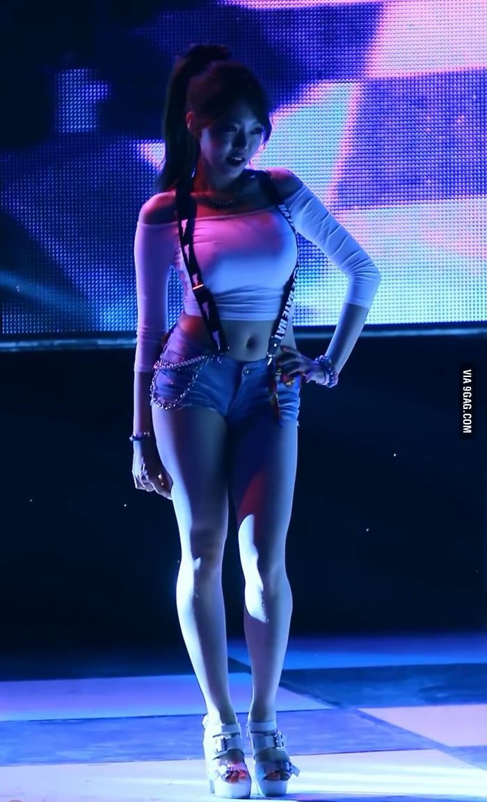 Eunsol Park and her perfectly toned .9gag.com