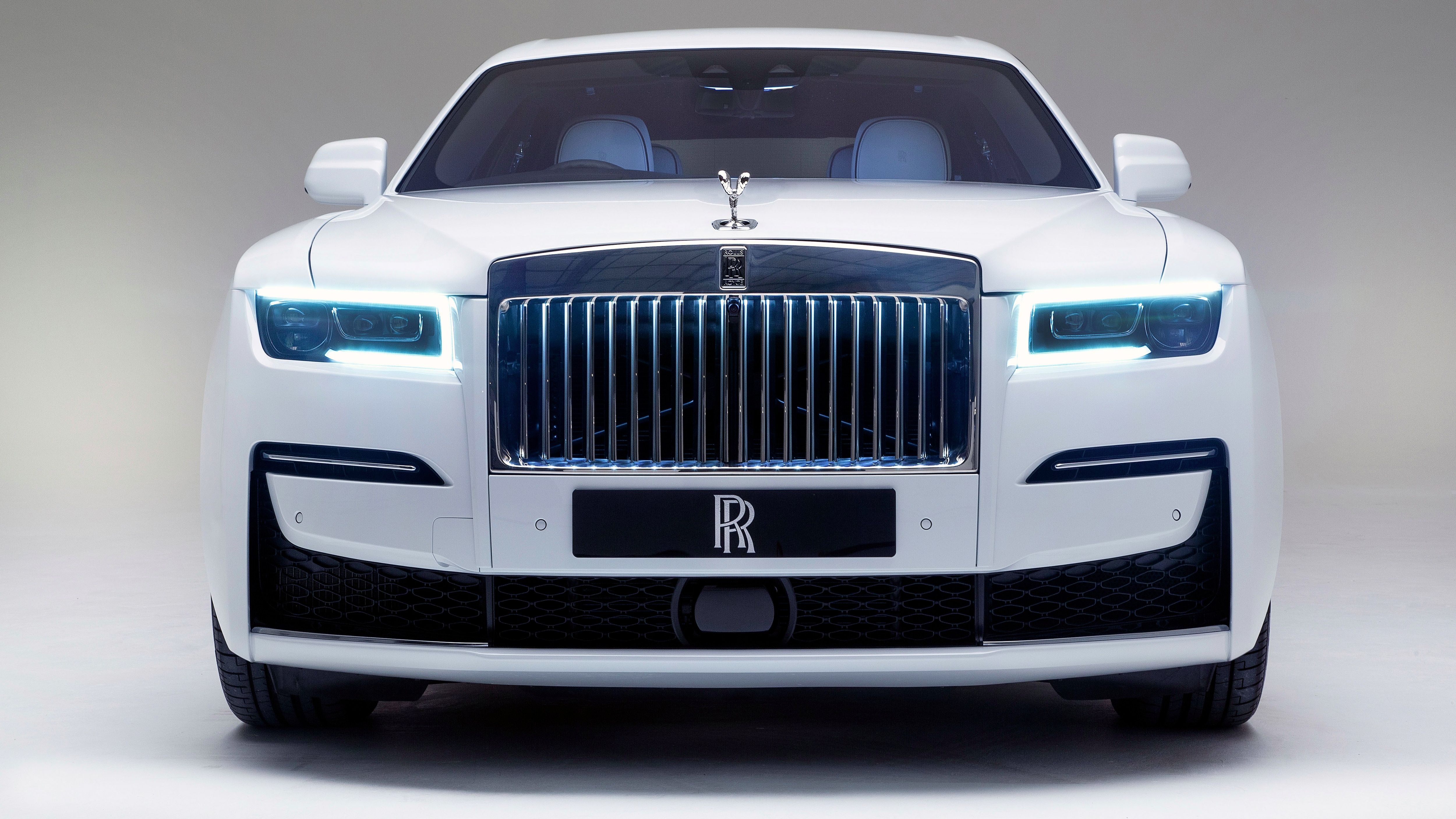 Rolls Royce Ghost Gets More Tech .automobilemag.com