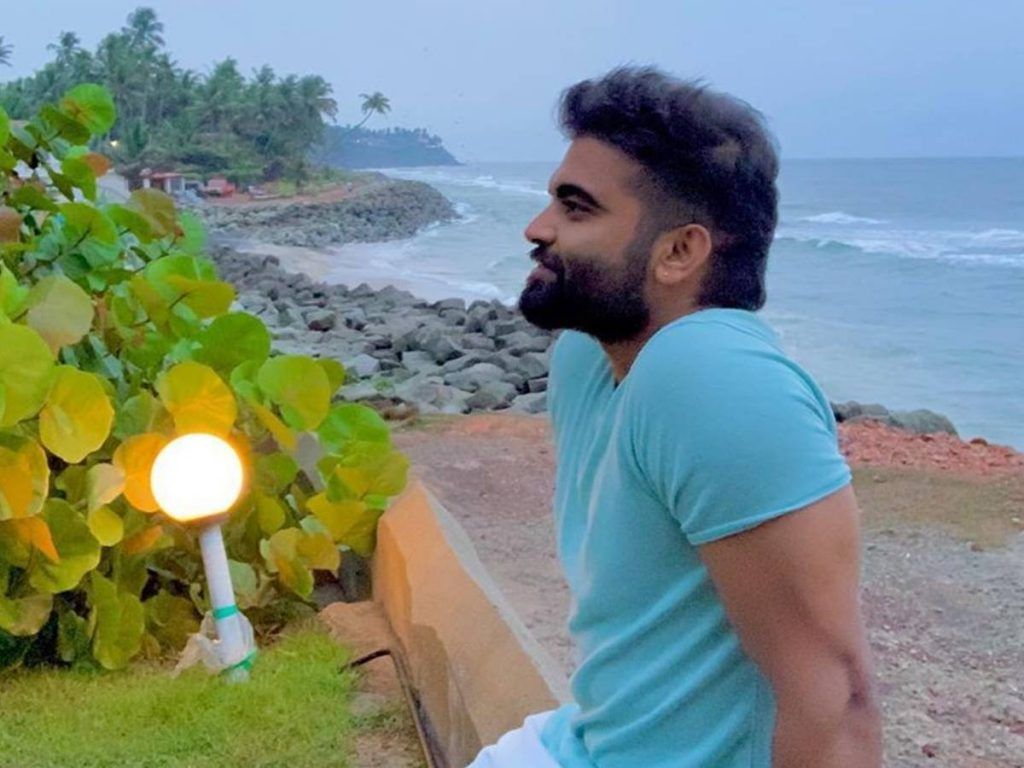 Pradeep slams reports of marrying a .telugucinema.com